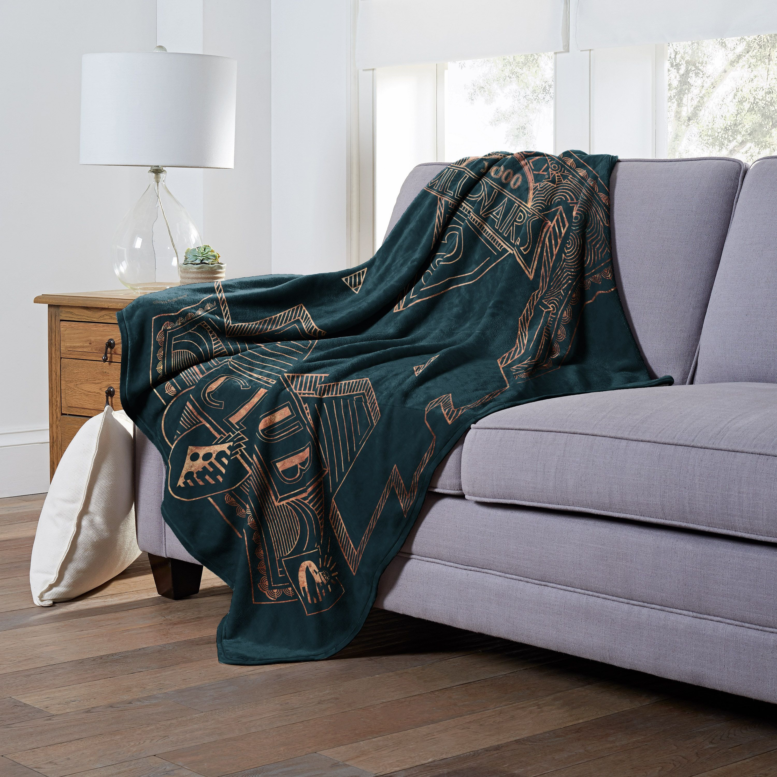 Hasbro Monopoly Silk Touch Throw Blanket, 50 x 60, Millionare club(D0102H21LVg)