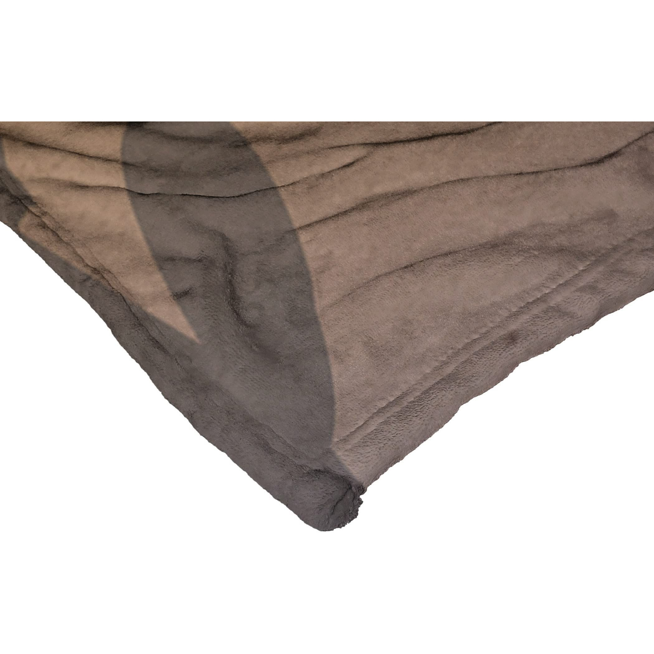 Dc comics Justice League Silk Touch Throw Blanket, 50 x 60, Holiday Team Work(D0102H21LZg)