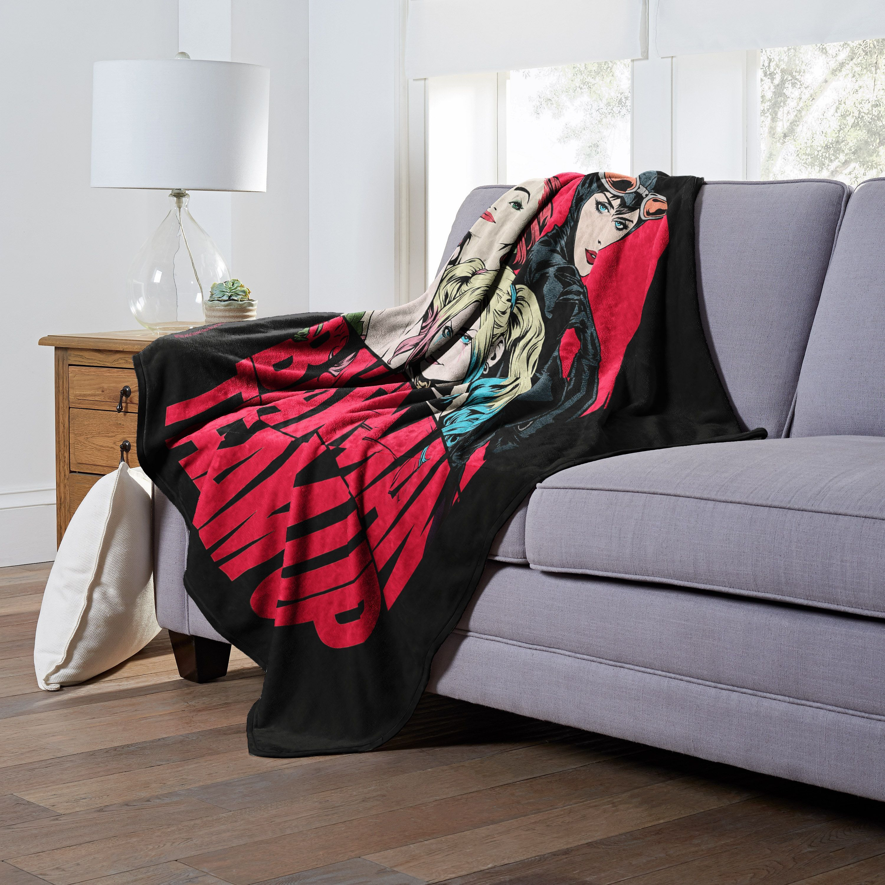 Dc comics Batman Silk Touch Throw Blanket, 50 x 60, gotham city Sirens Team Up(D0102H21g67)