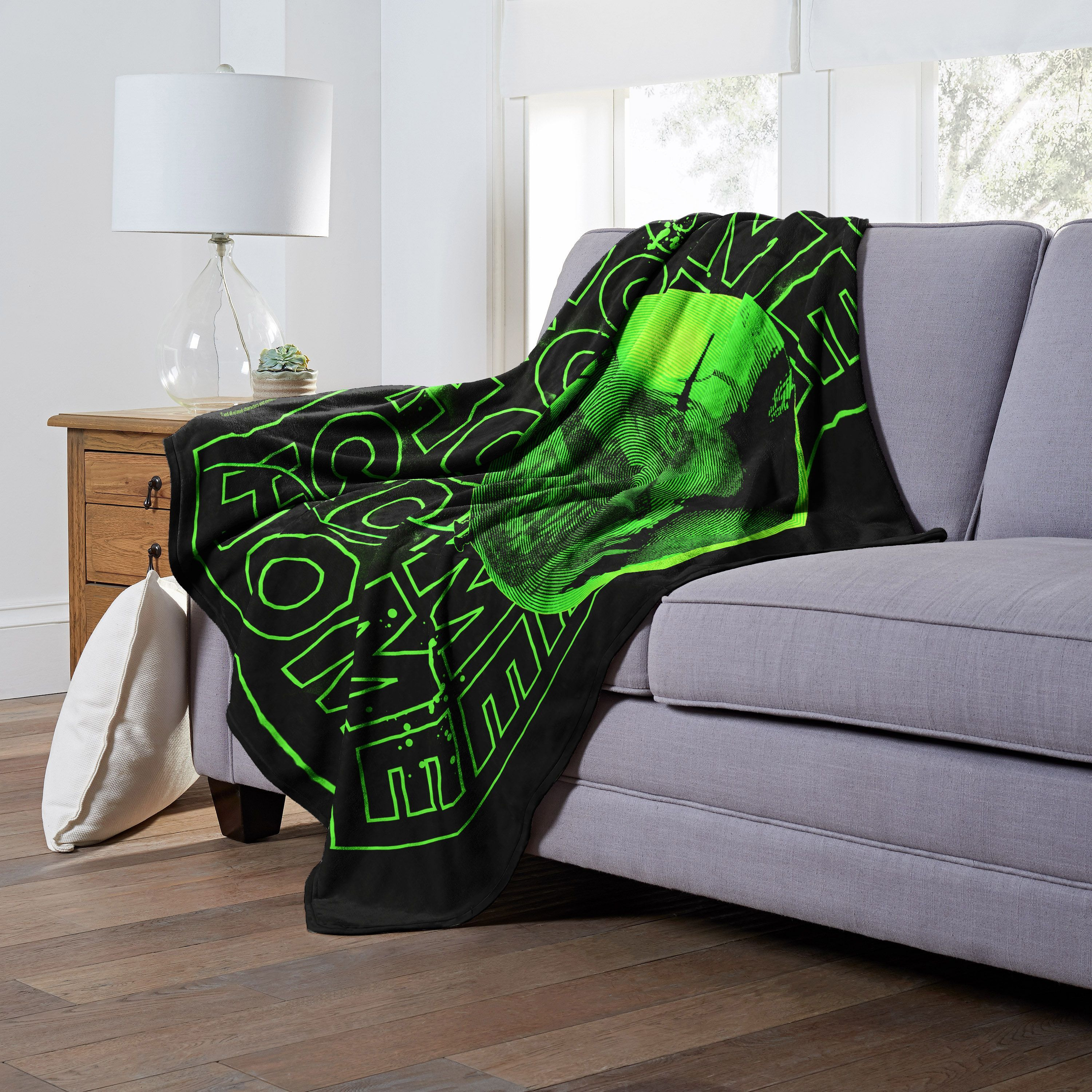 IT 2 Silk Touch Throw Blanket, 50 x 60, come Home Neon green(D0102H212DW)