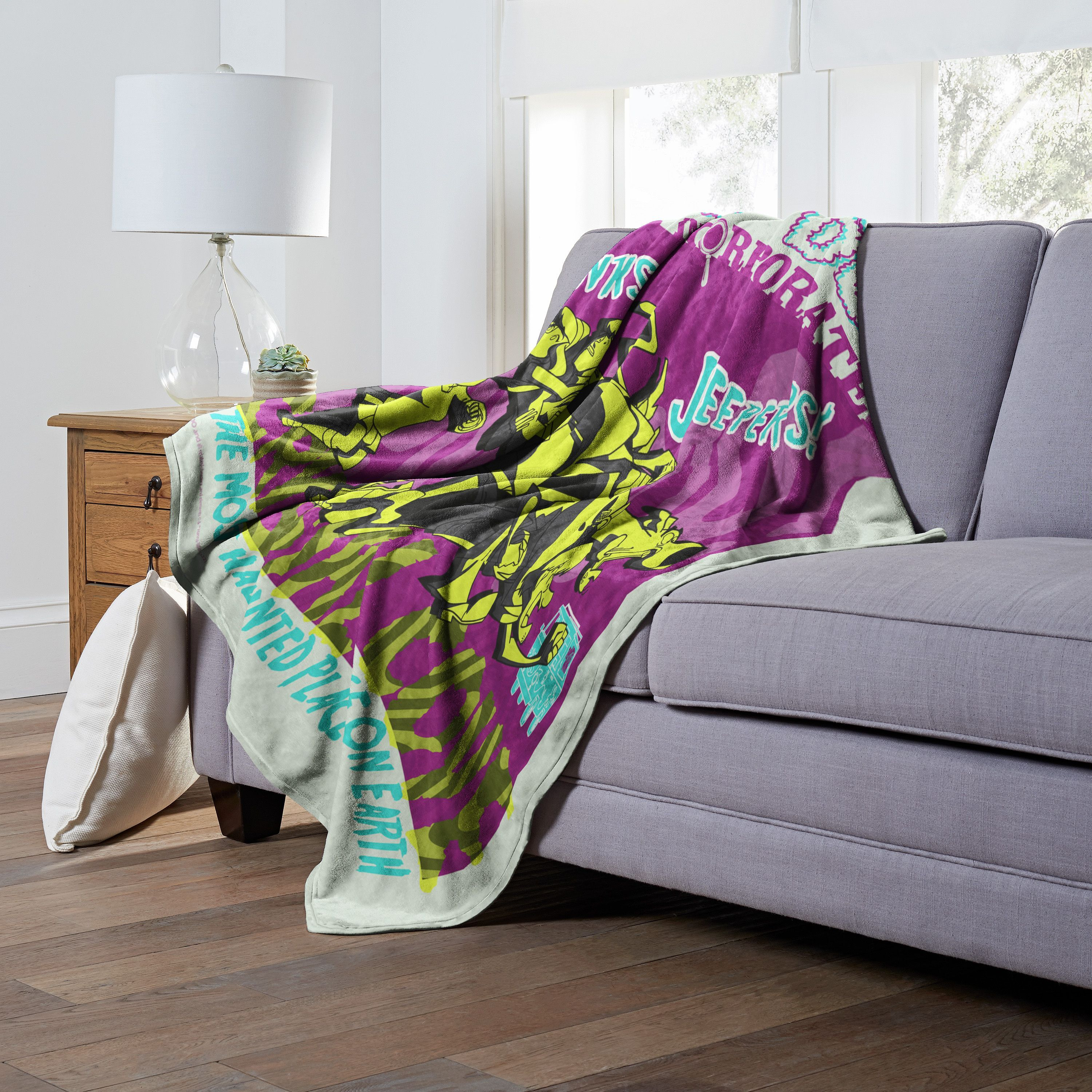 Warner Bros Scooby-Doo Silk Touch Throw Blanket, 50 x 60, Haunted crystal cove(D0102H21g5g)