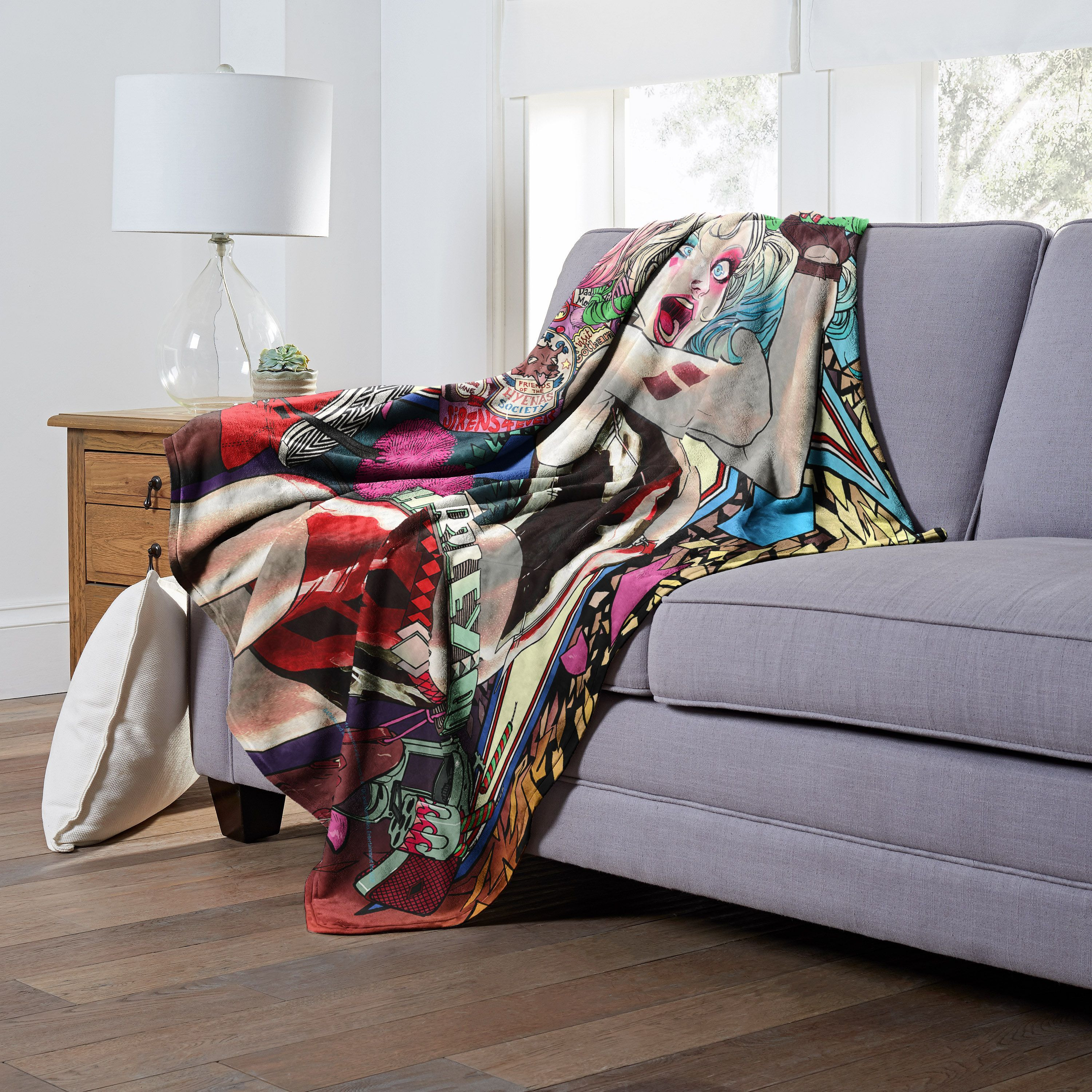 Dc comics Batman Silk Touch Throw Blanket, 50 x 60, confetti criminal(D0102H21g6g)