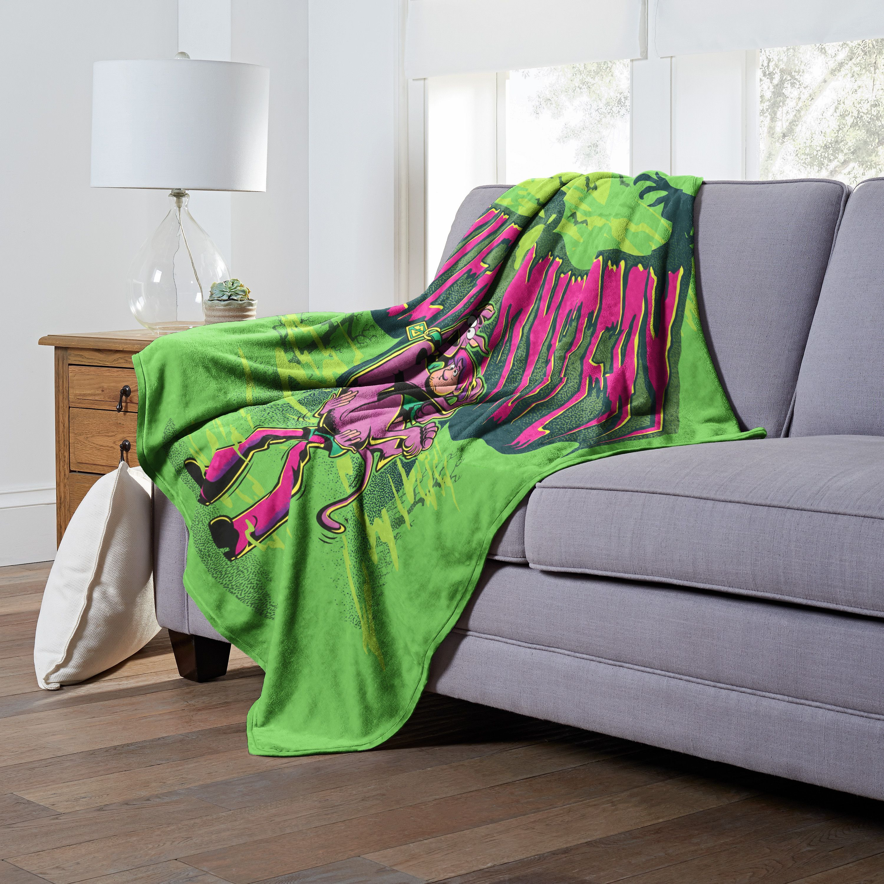 Warner Bros Scooby-Doo Silk Touch Throw Blanket, 50 x 60, Thriller Mystery(D0102H21g0U)