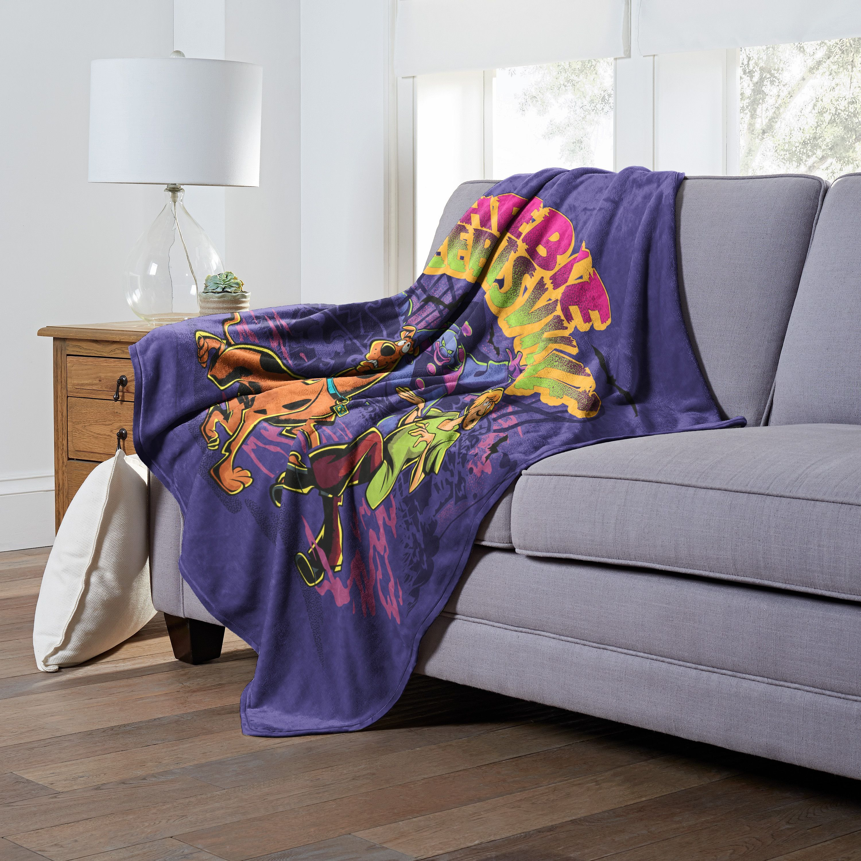 Warner Bros Scooby-Doo Silk Touch Throw Blanket, 50 x 60, Heebie Jeebiesville(D0102H21g7V)
