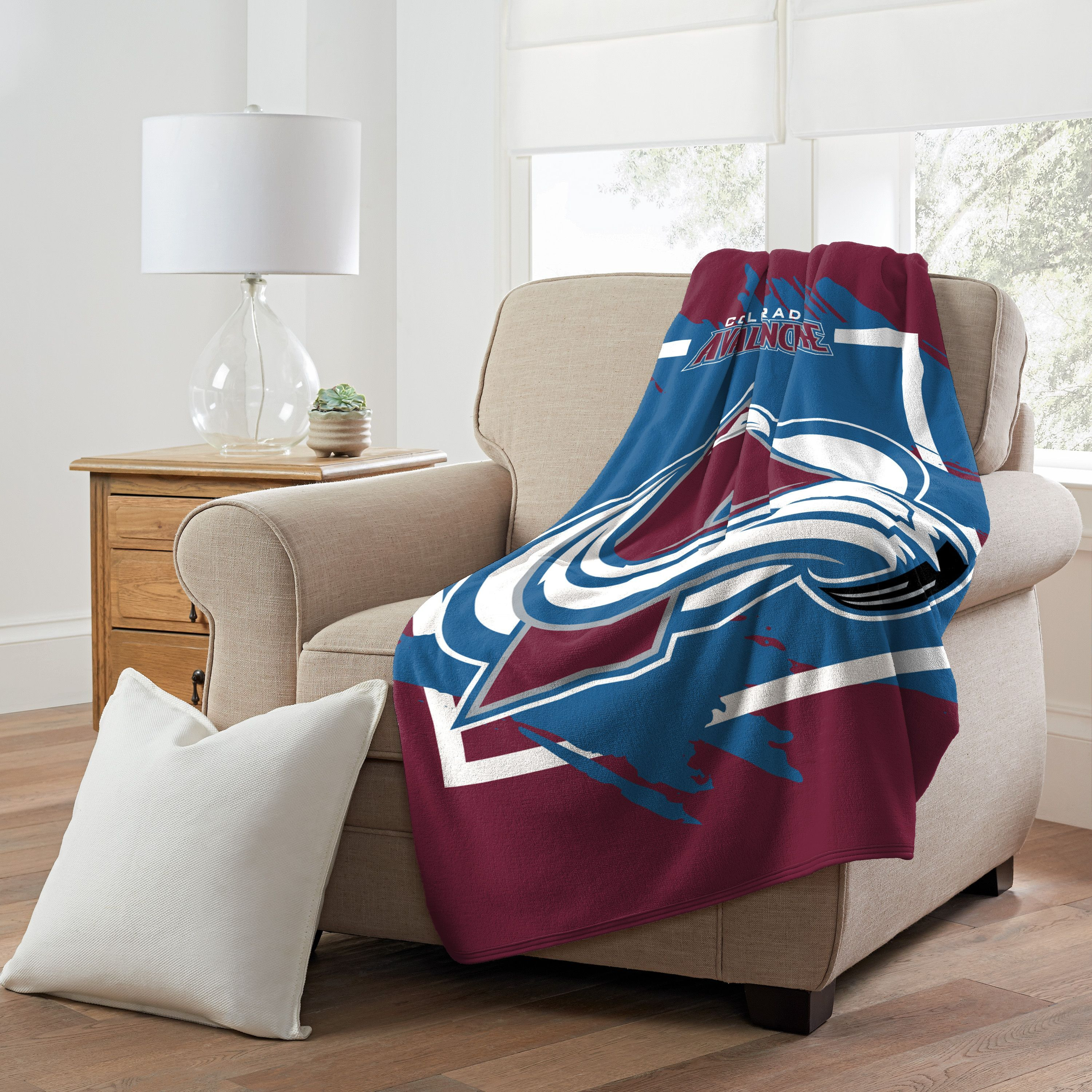Avalanche OFFIcIAL NHL Run Micro Raschel Throw Blanket 46 x 60(D0102H94TIY)