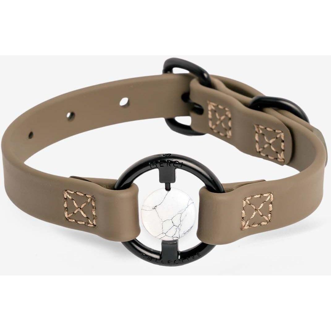 Luxury Spill-Proof Dog collar Embedded with Healing crystal(D0102H7SXNX)