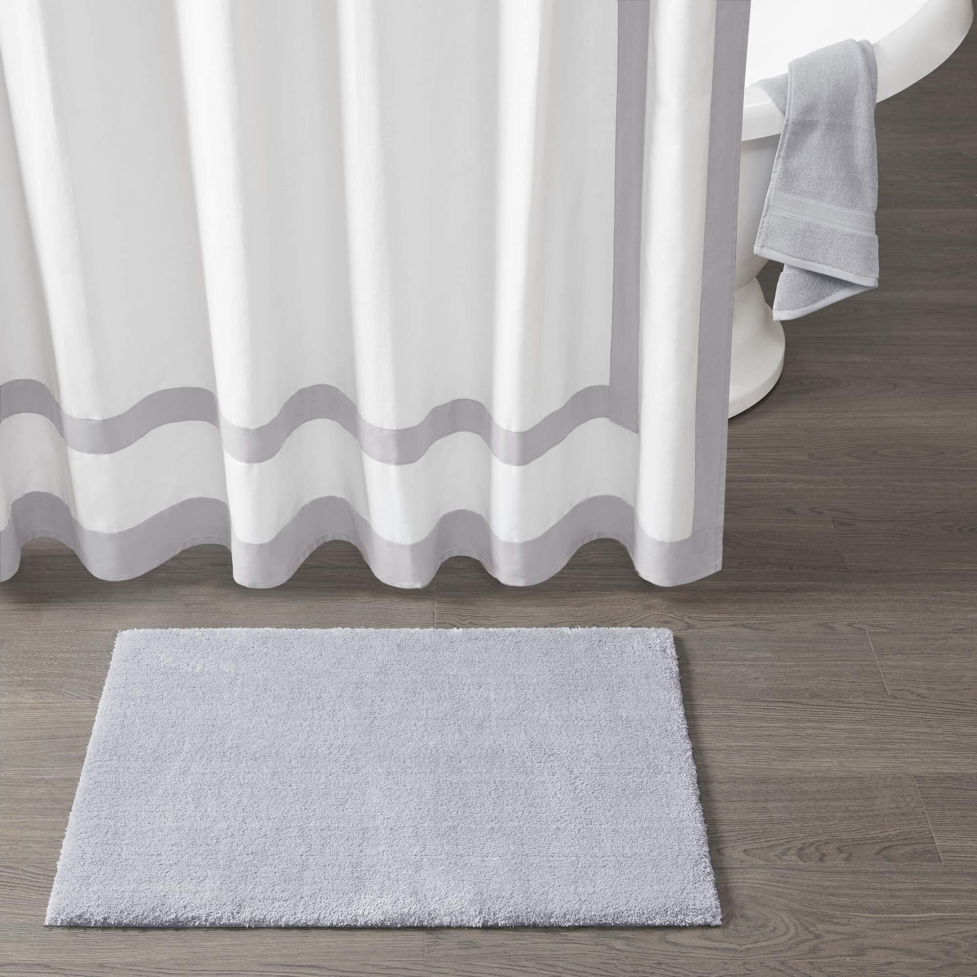 Marshmallow Bath Rug(D0102HgD1MW)