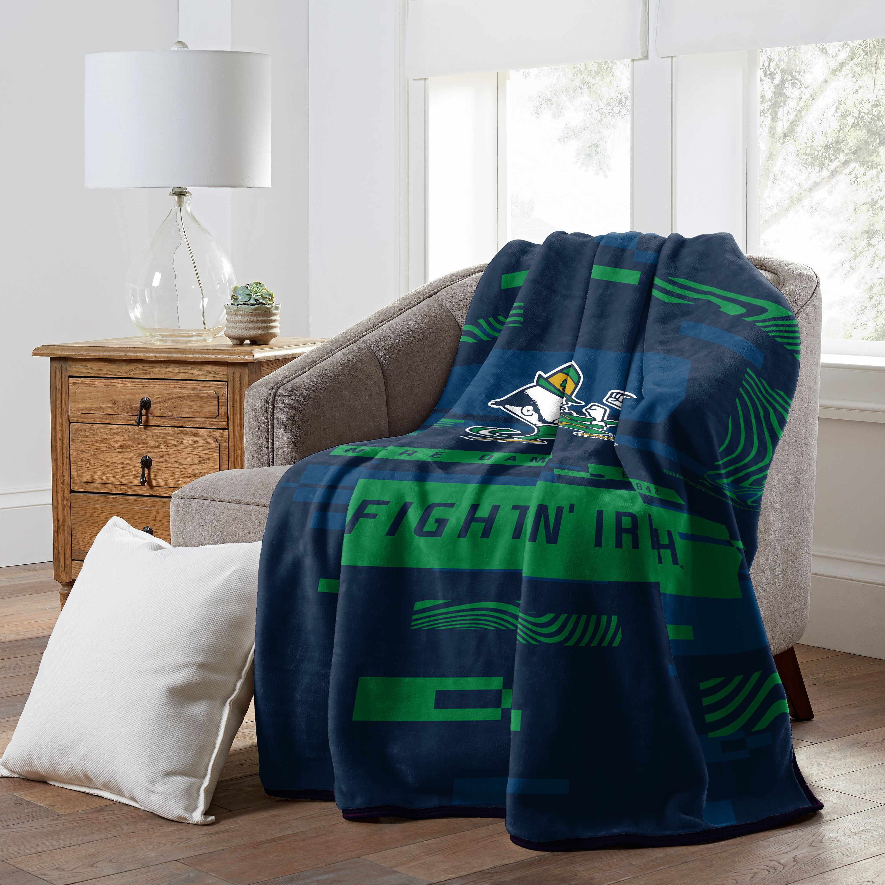 NOTRE DAME OFFIcIAL NcAA Digitize Raschel Throw Blanket 60 x 80(D0102H94gYV)