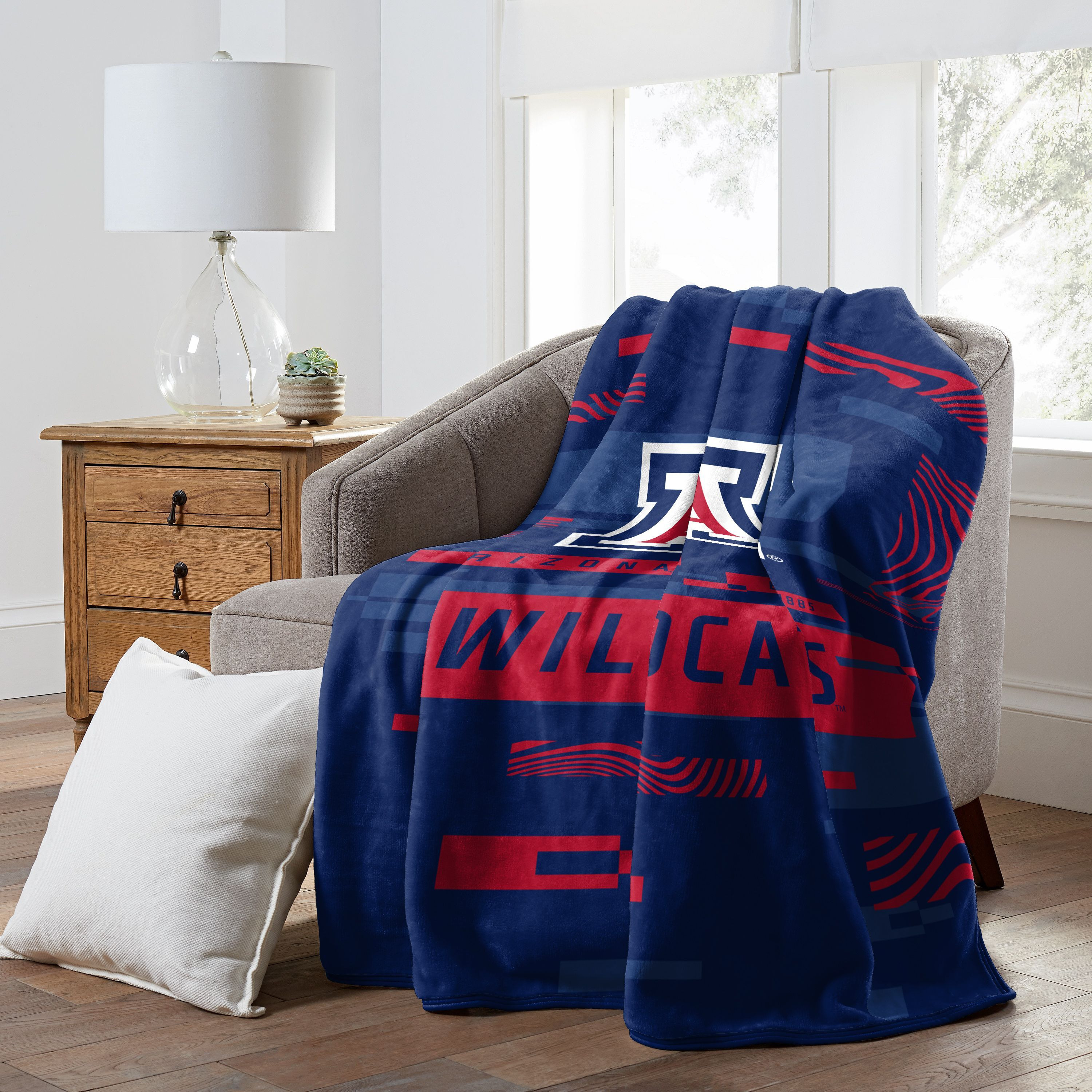 ARIZONA OFFIcIAL NcAA Digitize Raschel Throw Blanket 60 x 80(D0102H942FW)