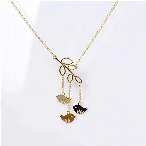 We R Family Necklace Includes 3 Birds Together(D0102HEYS0G.)