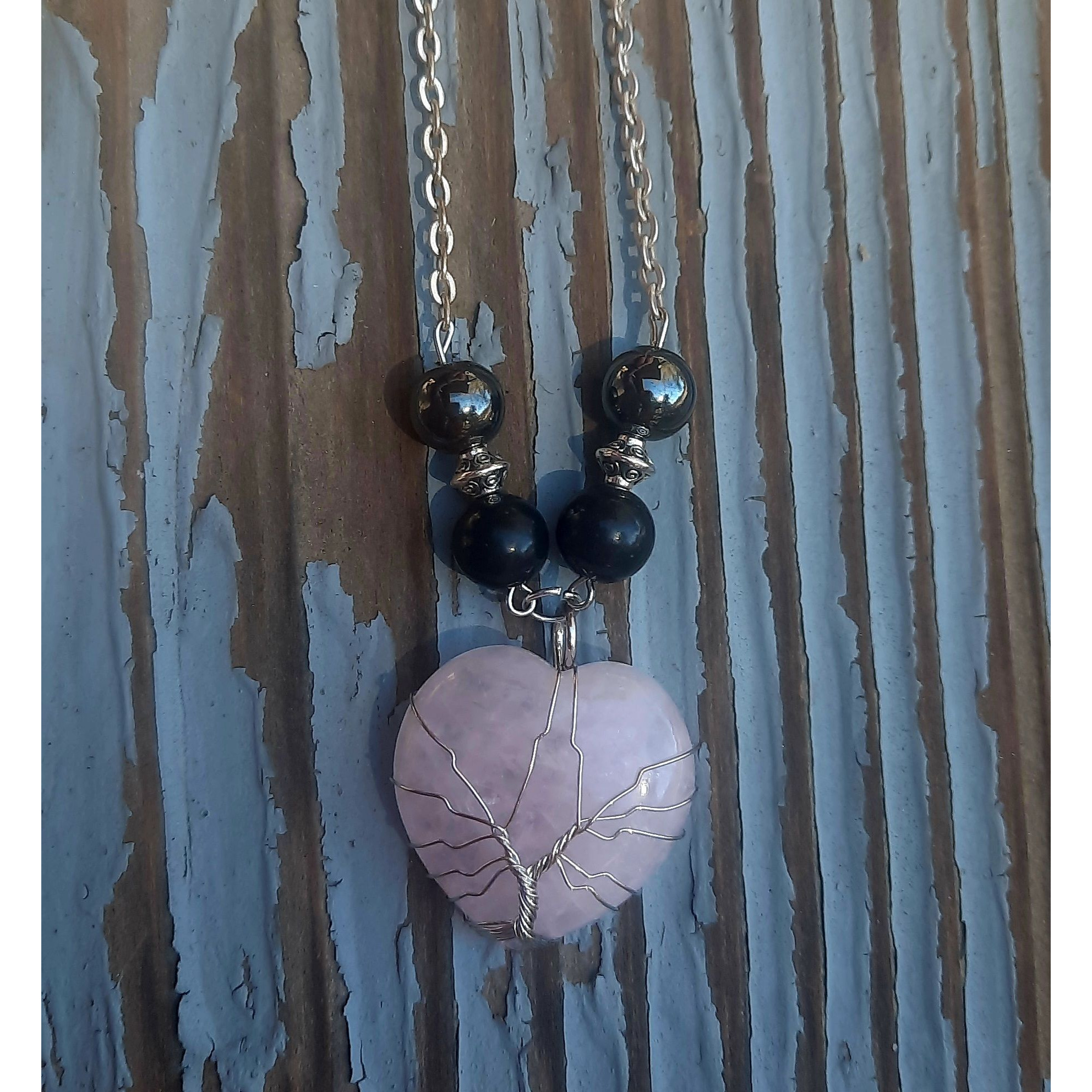EMF 5g Shielding crystal Heart Shungite Hematite Black Tourmaline Necklace(D0102H7AM88)