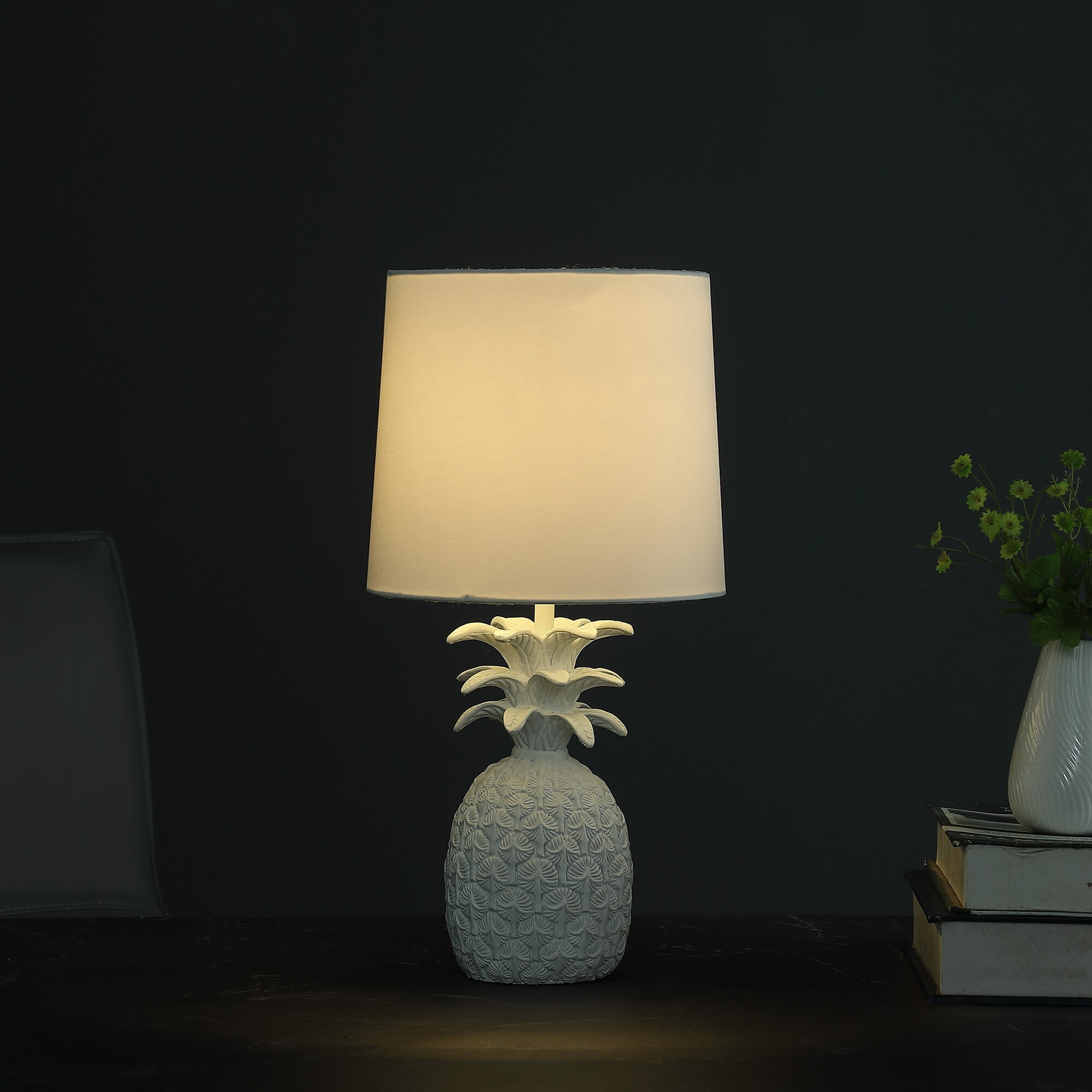 17 White Sculptural Pineapple Table Lamp