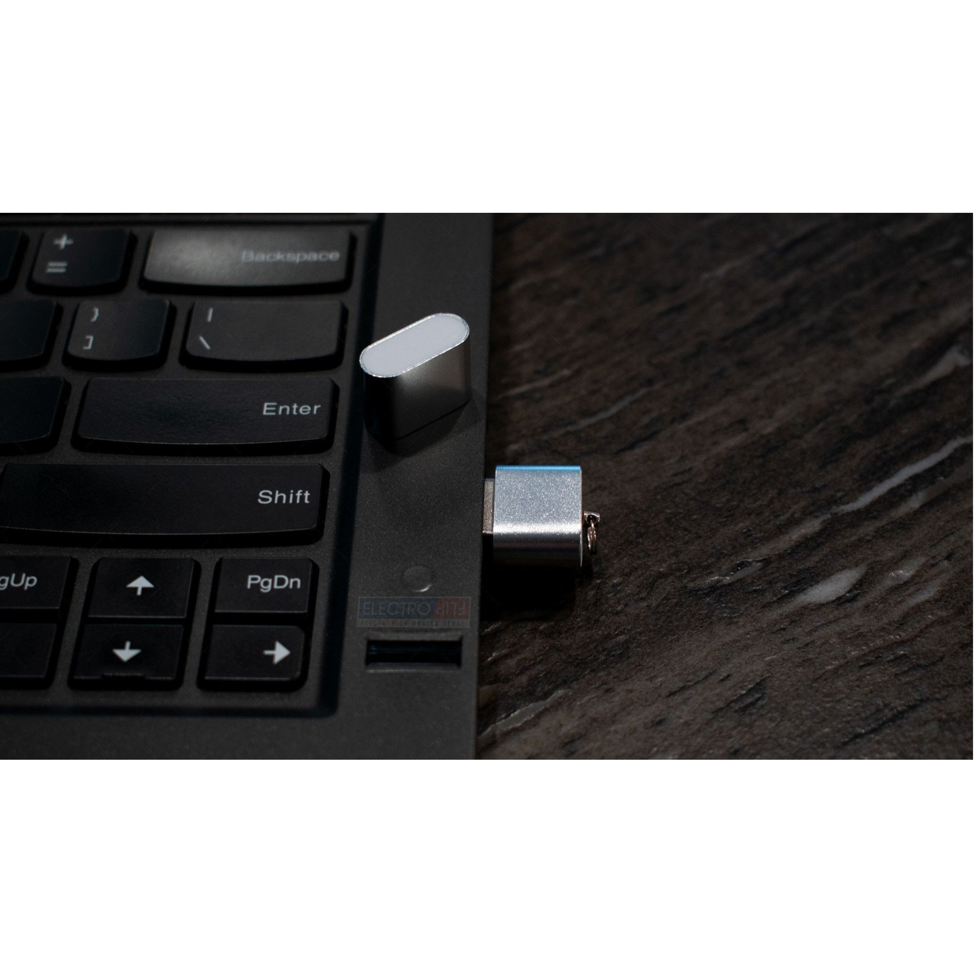 Compact Pocket MicroSD Reader Provides Efficient Data Transfer for Mac & PC
