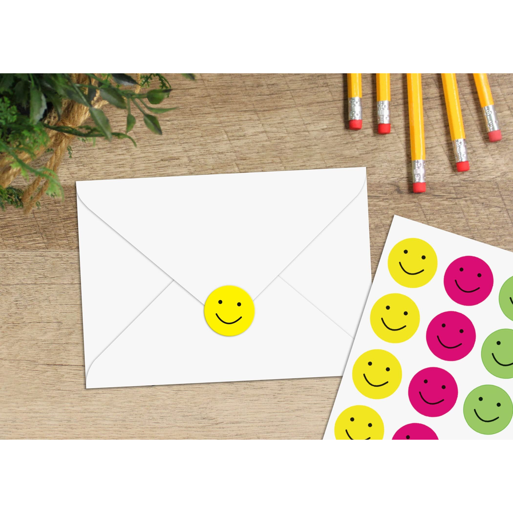 HAPPY FACES STICKERS