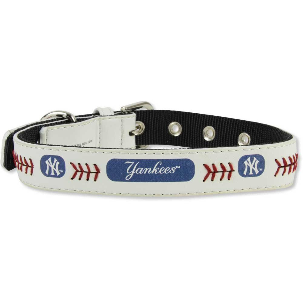 New York Yankees Pet Collar Classic Baseball Leather Size Toy CO