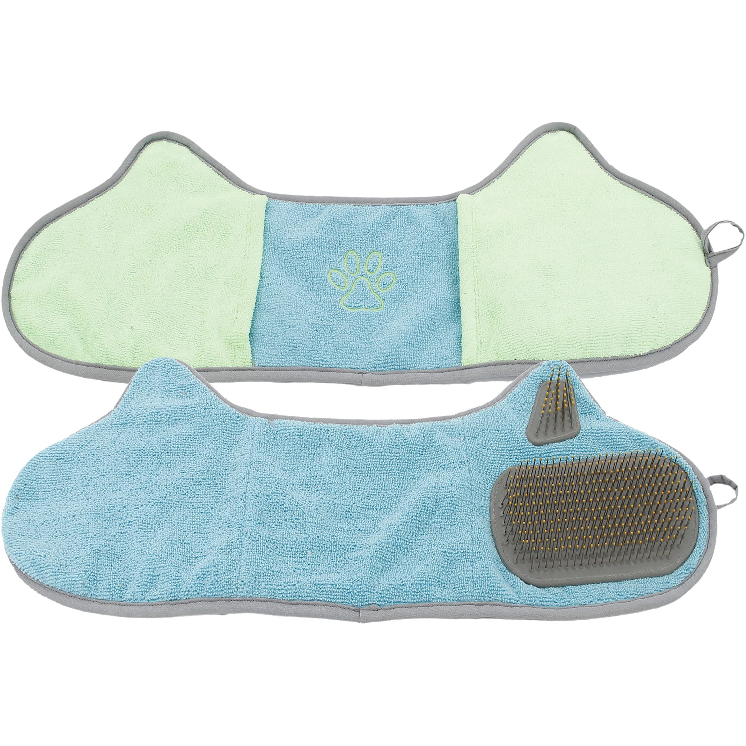 Pet Life  'Bryer' 2-in-1 Hand-Inserted Microfiber Pet Grooming Towel and Brush(D0102HAX2JA.)