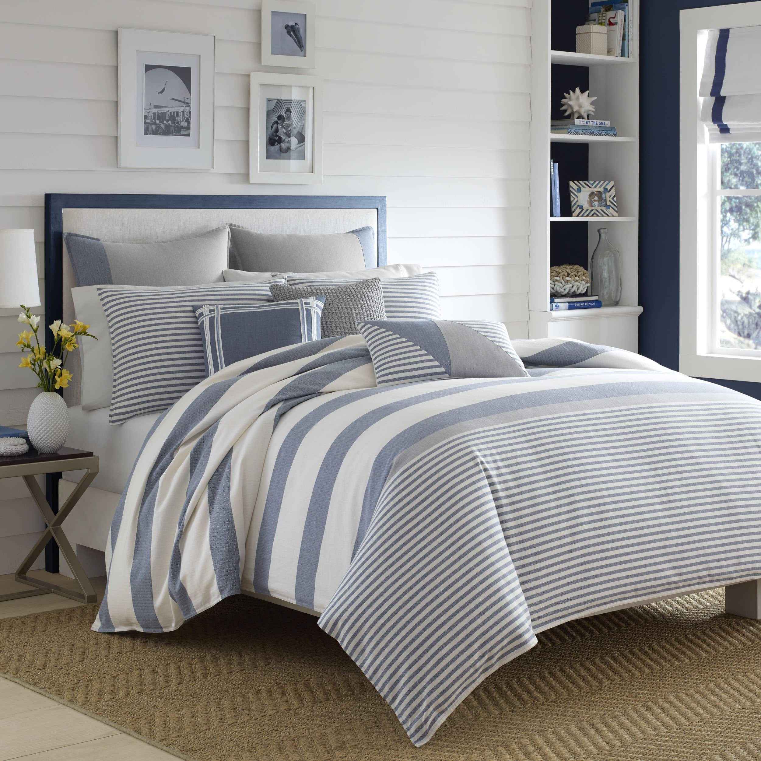 Nautica - Queen Duvet Cover Set  Cotton Reversible Bedding With Matching Shams  Mediterranean Inspired Home Decor For All Seasons (Fairwater Blue  Queen)