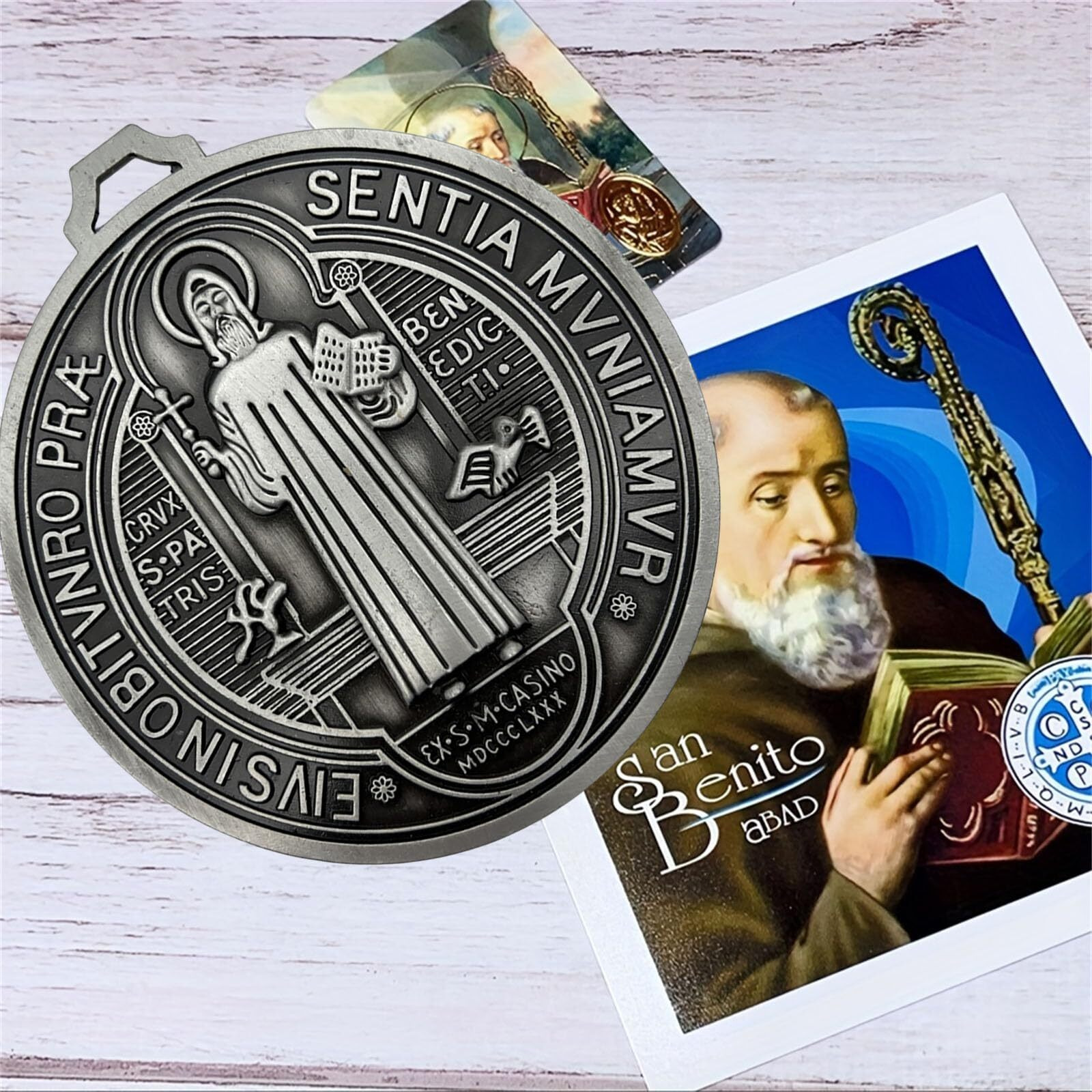 Bonitter Extra Large 5 Inch St Benedict Cross Medal Vintage Brass Tone Finish For Wall Or Desk Display/Medalla De San Benito (Silver)