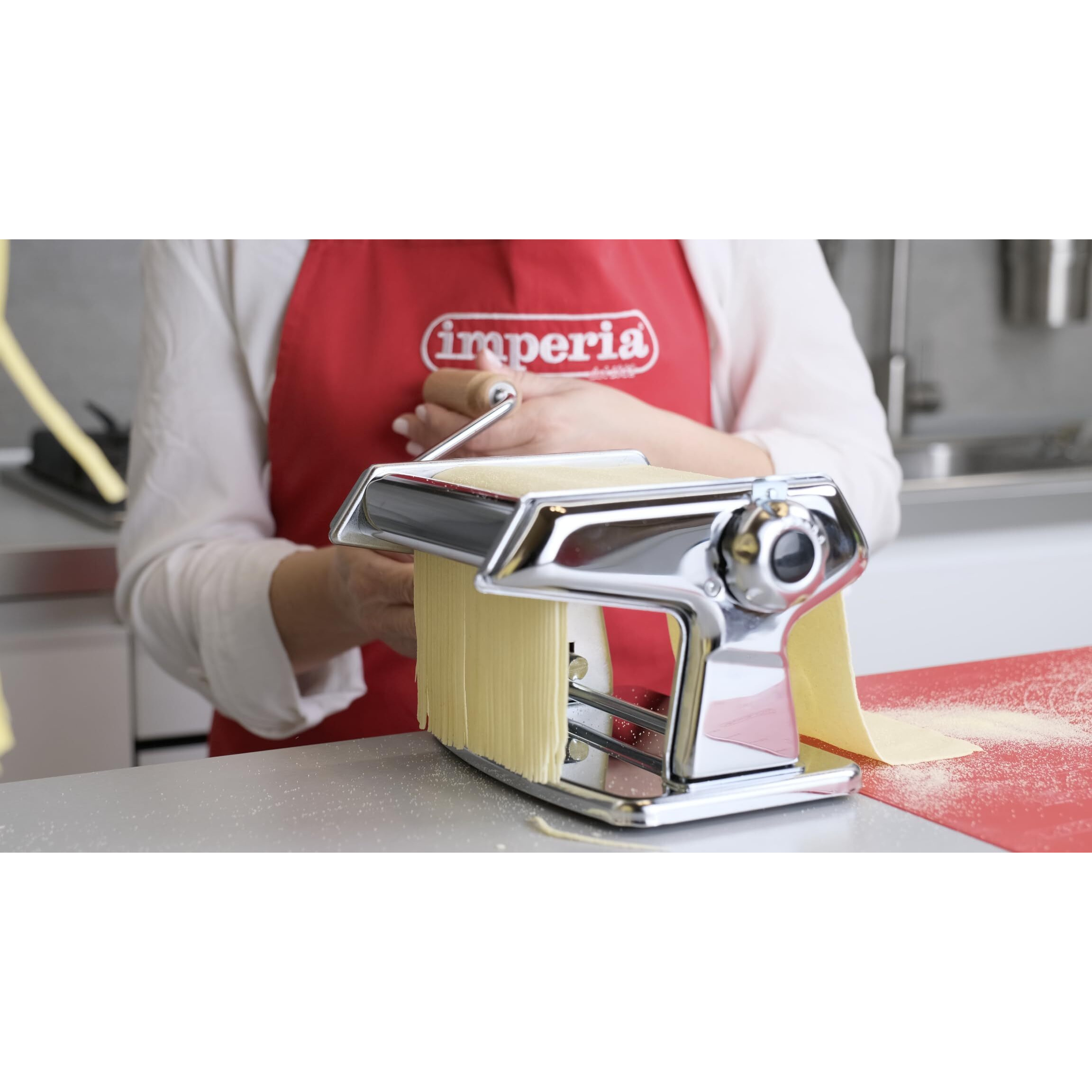 Imperia Titania. Pasta Machine. 100% Made In Italy. Fresh Pasta Machine In Steel. Manual Roller With Crank. Creates Dough Sheets For Lasagne  Tagliolini  Fettuccine.