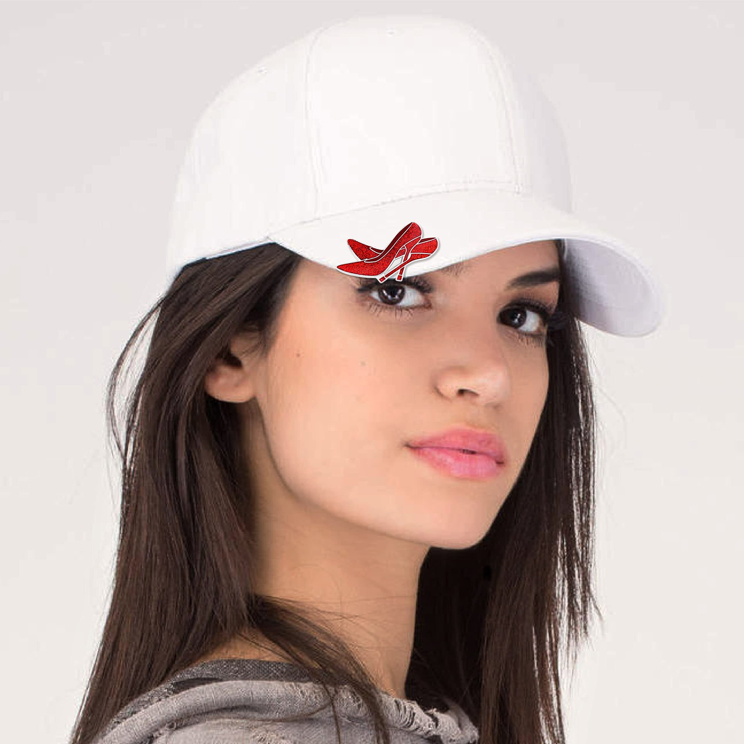 Navika Glitzy Stiletto Ball Marker With Magnetic Hat Clip