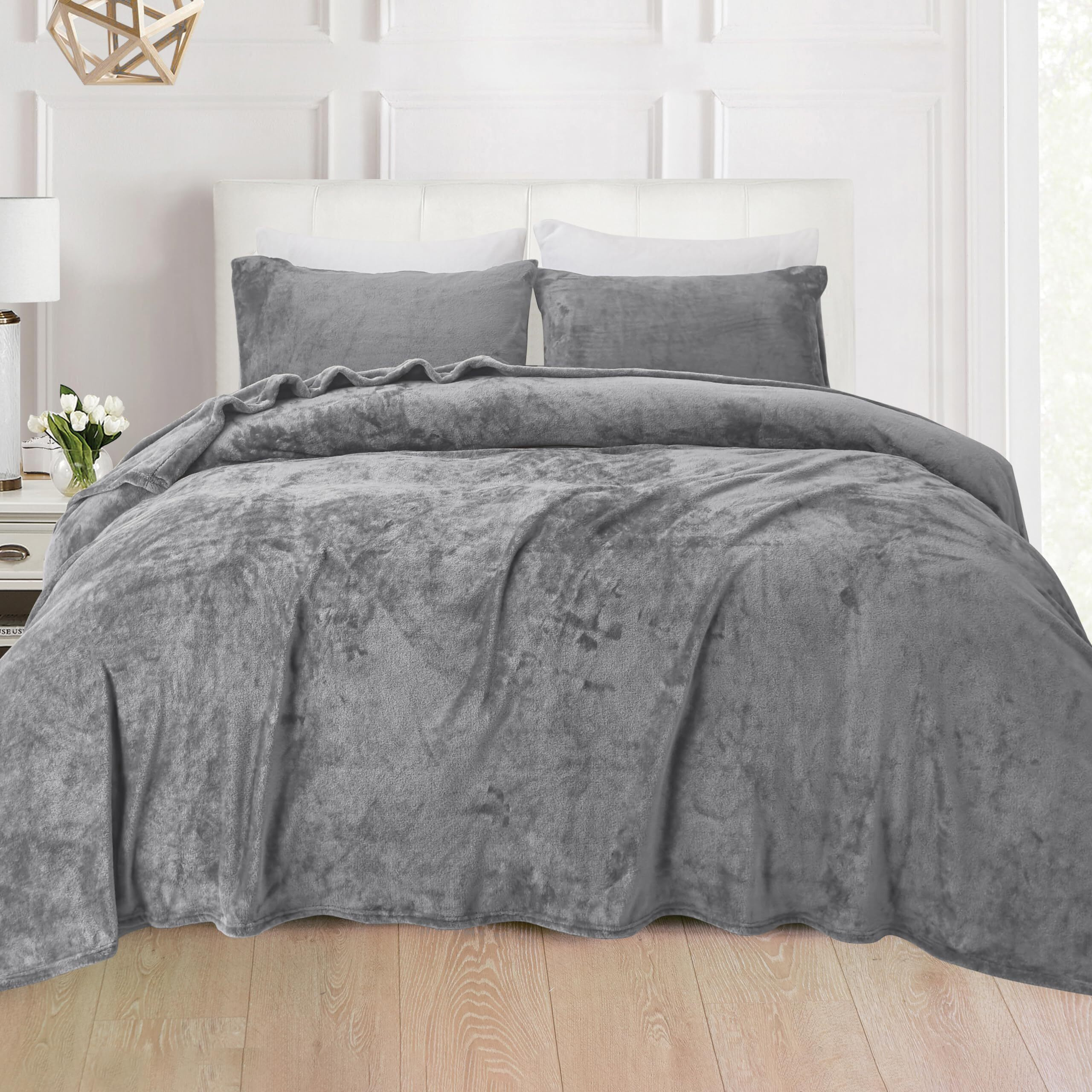 Elegant Comfort Luxuriously Soft 4-Piece Velvet Plush Flannel Sheet Set - Premium Quality - Cozy Warm  Anti-Static  Non Pilling Fuzzy Velvet Flannel Fleece Deep Pocket Sheet Set - Full  Gray