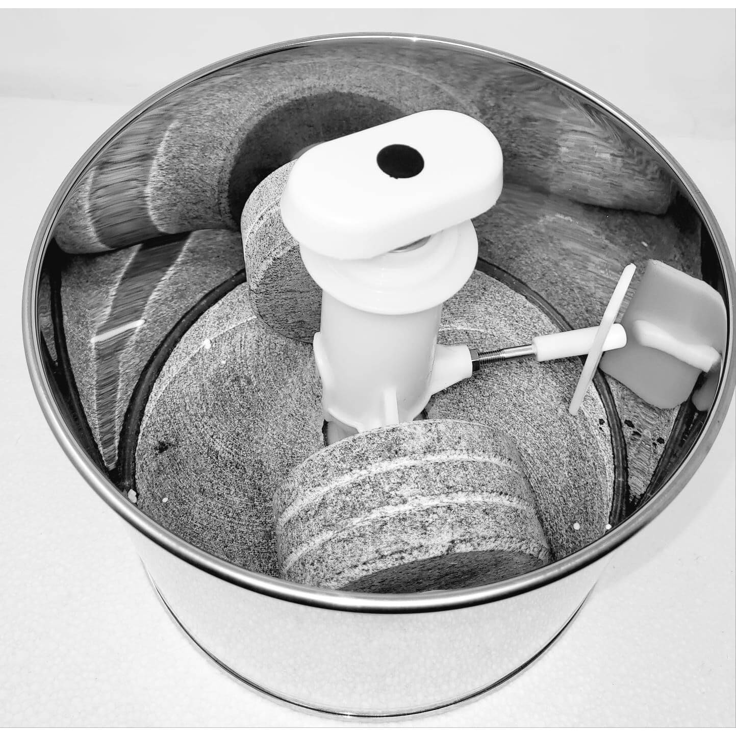 Tabakh Max 2-Liter Stone Wet Grinder With Atta Kneader & Coconut Scraper  110V  Gray