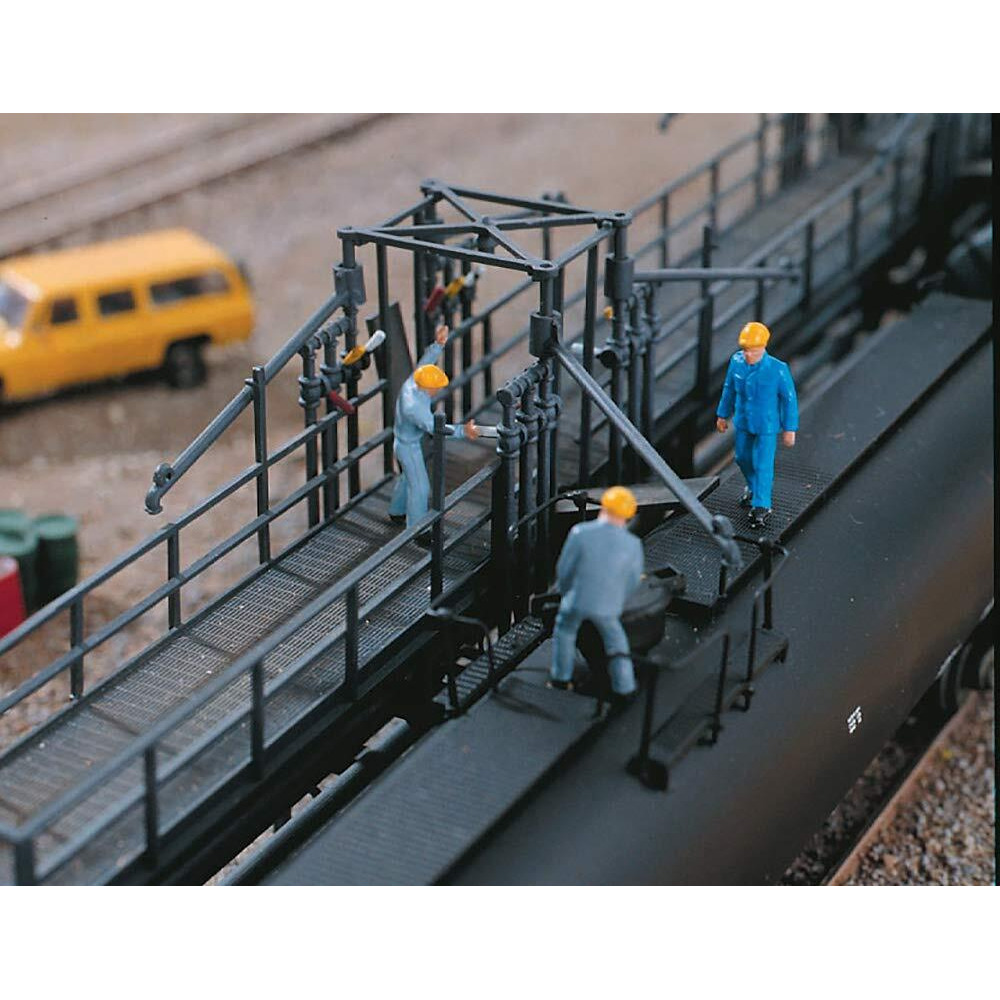 Walthers Cornerstone Ho Scale Model Oil Loading Platform  8