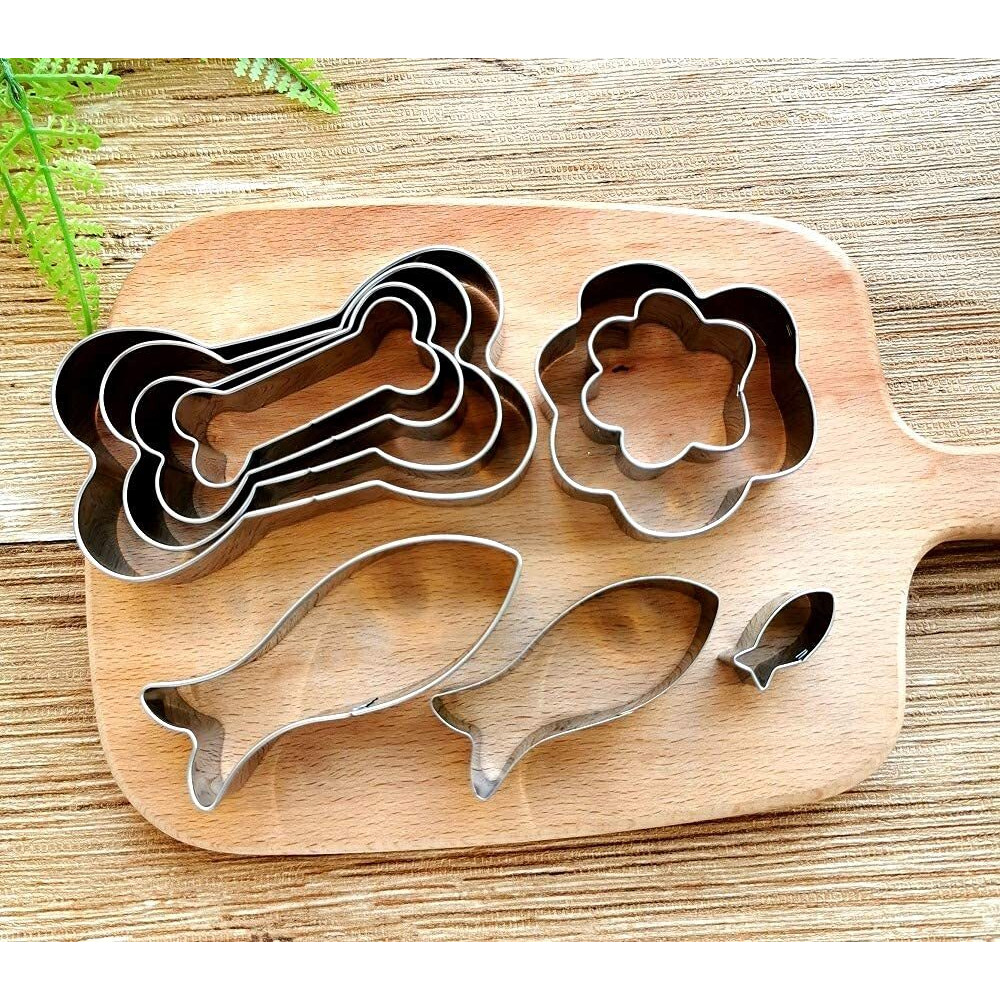 Lubtosmn Dog Bone Cookie Cutter Set-9 Piece-Large And Mini Dog Bone Paw Fish Cookie Cutters Baking Molds For Small Large Dog Cat Treats And Dog Cat Cake Topper Decoration Took Kit