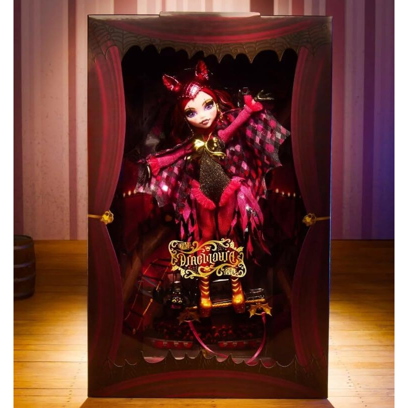 Monster High Freak Du Chic Draculaura Figure - Sdcc 2023 Exclusive  Pink