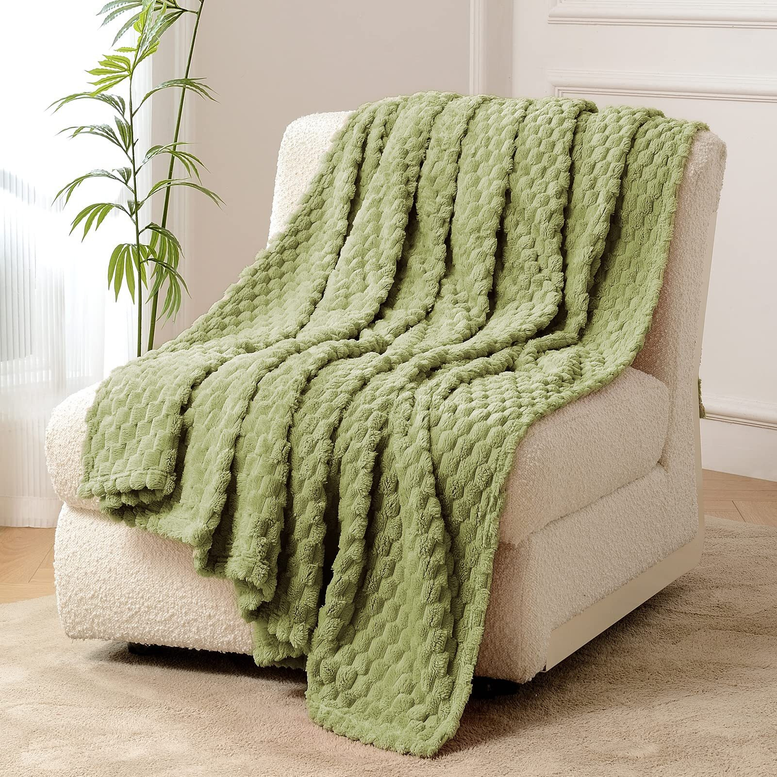 Fy Fiber House Fleece Throw Blanket For Couch 300Gms Super Soft Plush Fuzzy Blankets And Throws For Sofa Bed Office  40X50 Inches  Sage Green