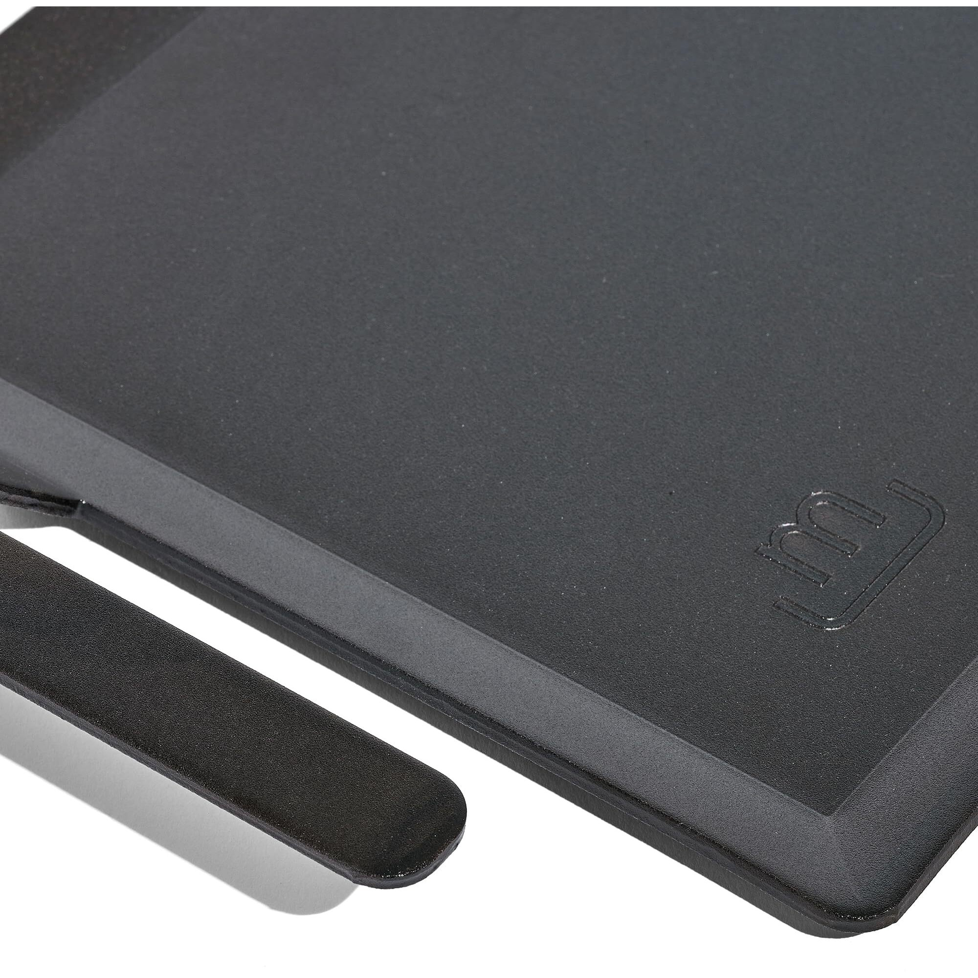 Made In Cookware - Carbon Steel Griddle + Grill Press - (Like Cast Iron  But Better) - Professional Cookware - Crafted In Sweden - Induction Compatible