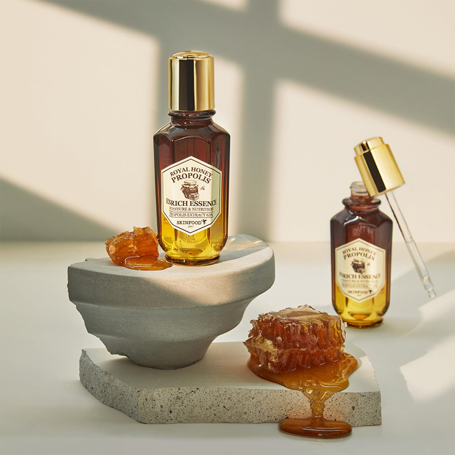 Skinfood Royal Honey Propolis Enrich Essence - 63% Black Bee Propolis & 10% Royal Jelly Extract Face Serum - Propolis Serum For Skin - 1.69 Fl. Oz. (50Ml)