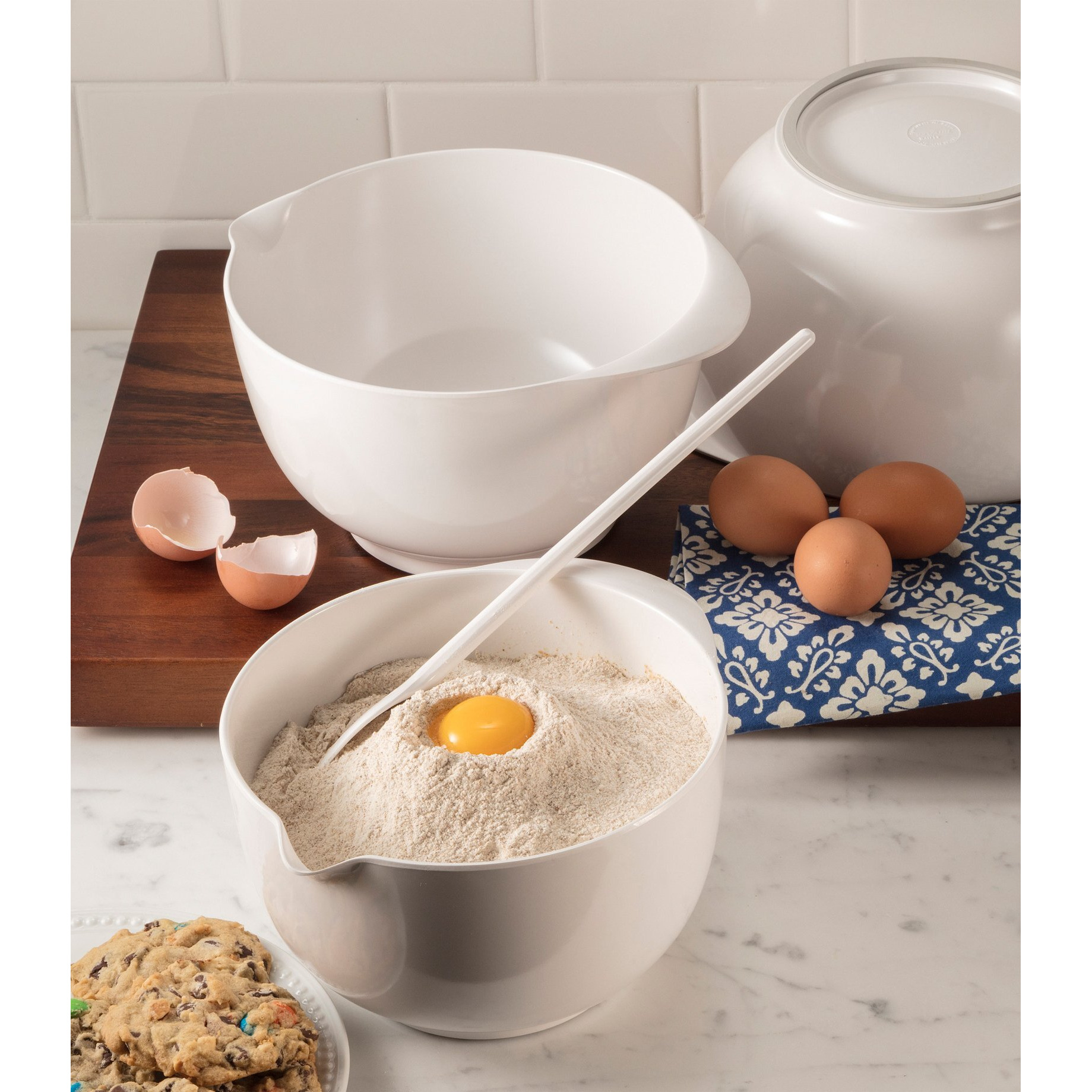 Hutzler Classic 3 Liter Melamine Mixing Bowl  Red
