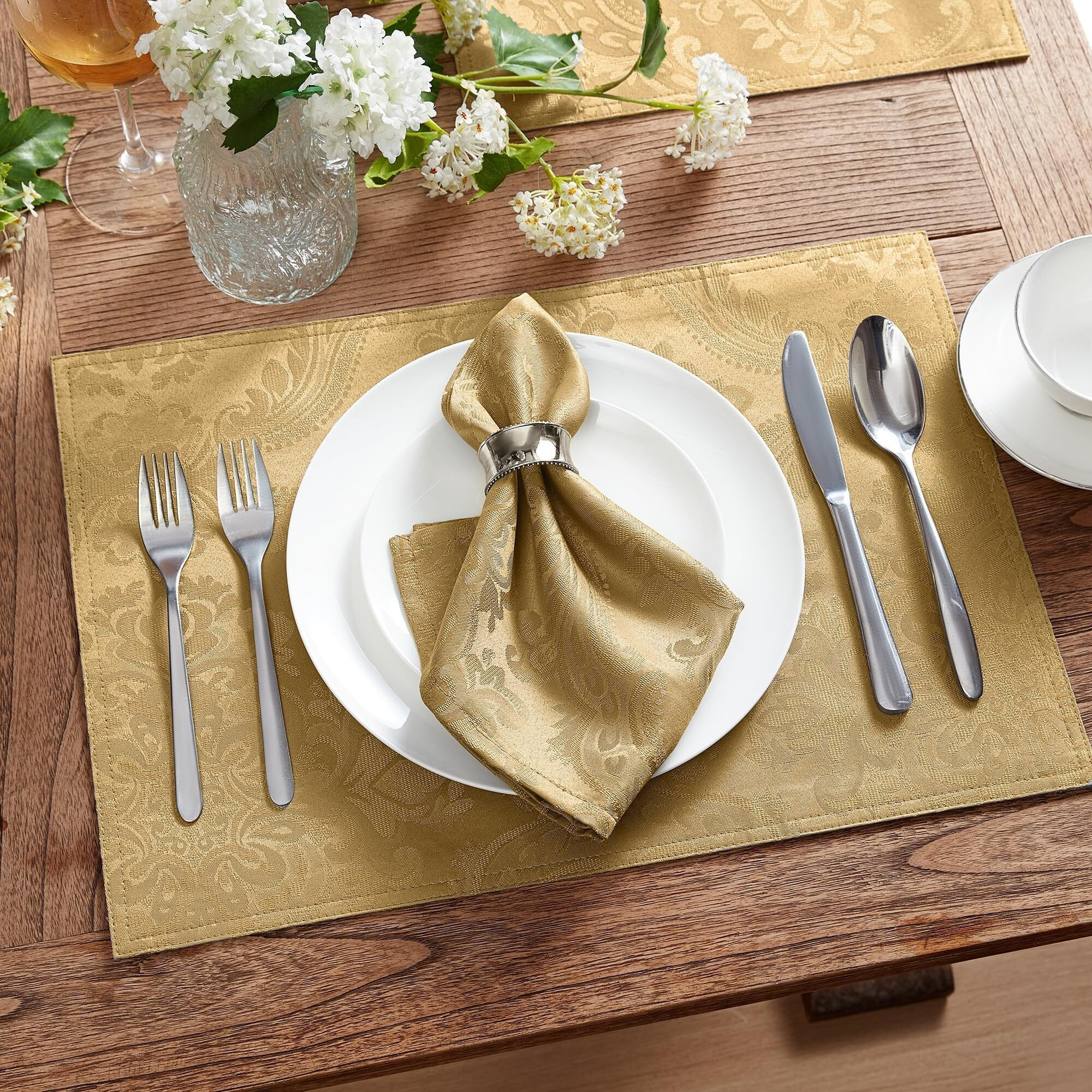 Elrene Home Fashions Caiden Elegance Damask Fabric Napkins (Set Of 4)  17"" X 17""  Gold