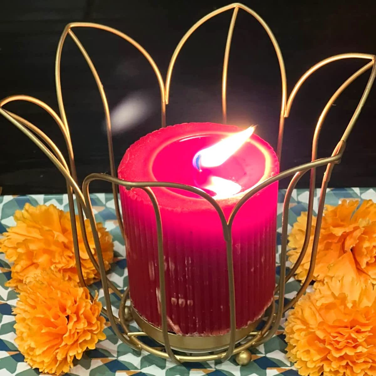 Hananona 50 Pcs Marigold Flower Heads Bulk  Silk Marigold With Stems Artificial Flowers For Diwali Home Decor Day Of The Dead Wreath Garland