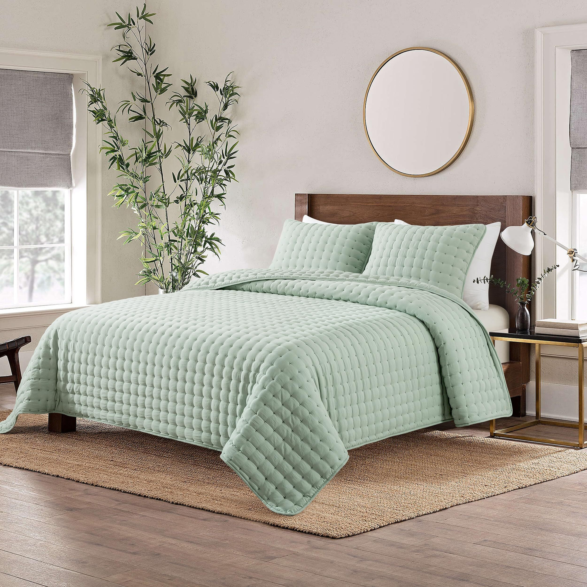 Wdcozy Sage Green King Size Quilt Bedding Sets With 2 Pillow Shams  Lightweight Soft Bedspread Coverlet  Quilted Blanket Thin Comforter Bed Cover For All Season  3 Pieces  104X90 Inches