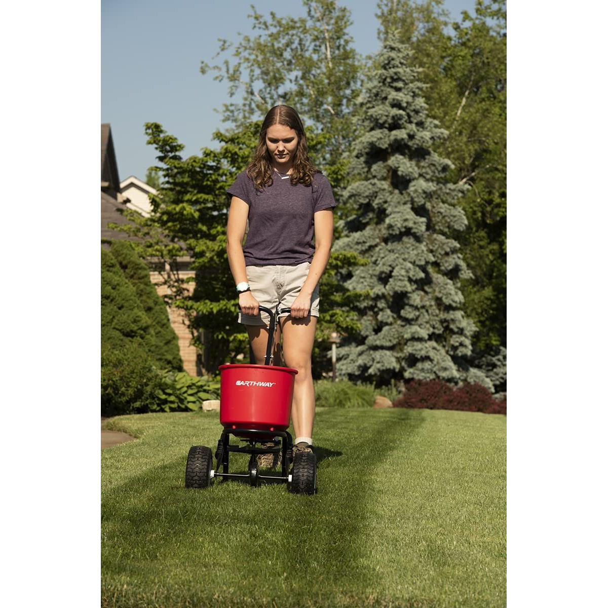 Earthway 2600A-Plus 40 Lb (18 Kg) Walk-Behind Broadcast Fertilizer Spreader  Garden Seeder  Salt Spreader With 9 Inch Pneumatic Tires  Made In America