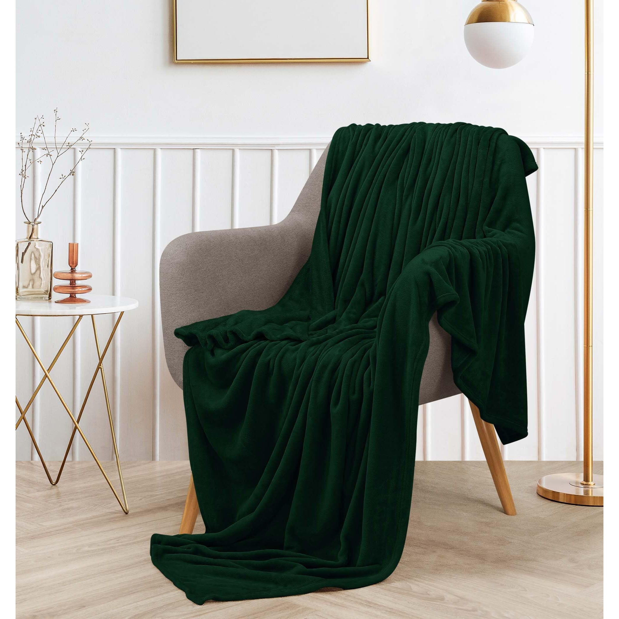 Utopia Bedding Forest Green Fleece Blanket Throw Size Lightweight Fuzzy Soft Anti-Static Microfiber Bed Blanket (60X50 Inch)