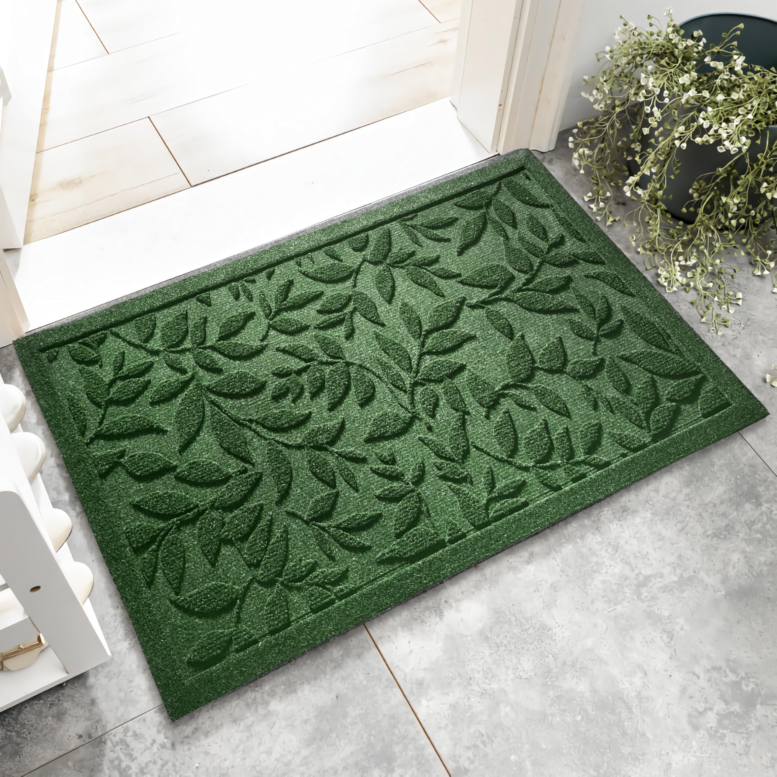 Vivanest Green Leaves Outdoor Indoor Entrance Doormats  Absorbent Durable Heavy Duty Welcome Front Door Mat Thick Natural Rubber Back Easy Clean Entryway Mat 17X30 Inch  Low Profile