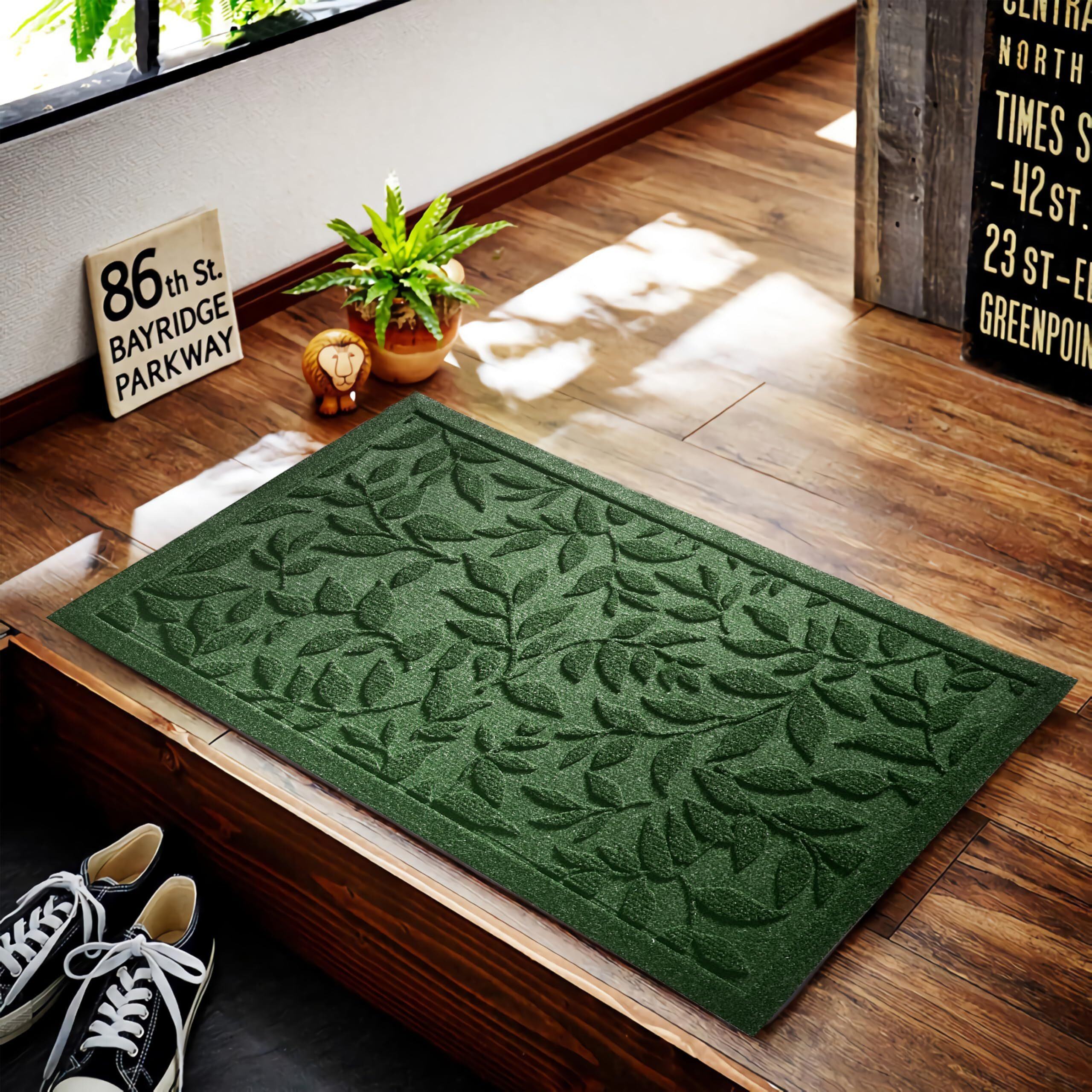 Vivanest Green Leaves Outdoor Indoor Entrance Doormats  Absorbent Durable Heavy Duty Welcome Front Door Mat Thick Natural Rubber Back Easy Clean Entryway Mat 17X30 Inch  Low Profile