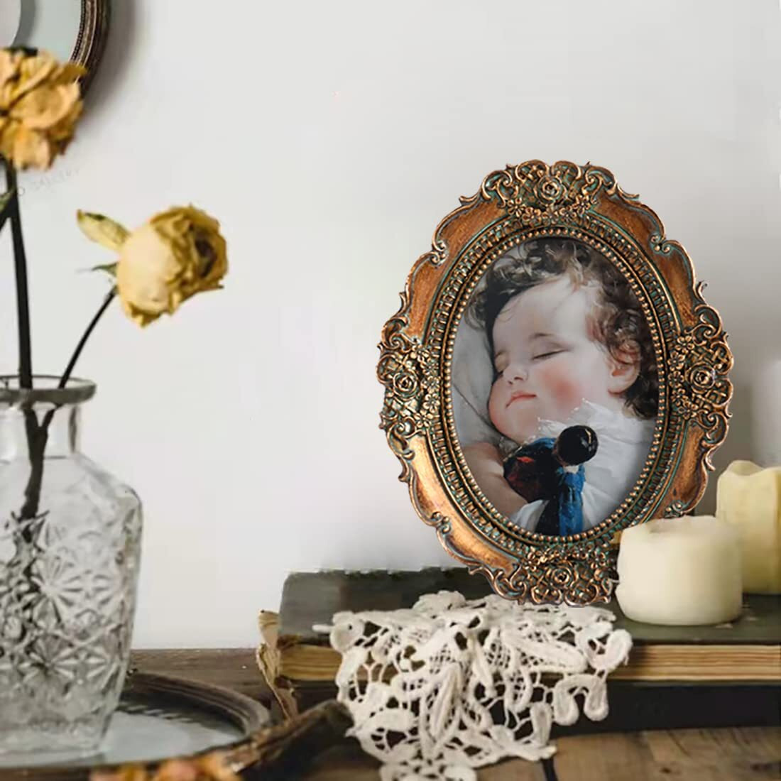 Vinlife Vintage Picture Frames 2.5X3.5 Oval Frame Wallet Size Picture Frames Small Picture Frame Antique Brass Mini Picture Frames Photo Gallery With Embossed Floral Bronze Gold