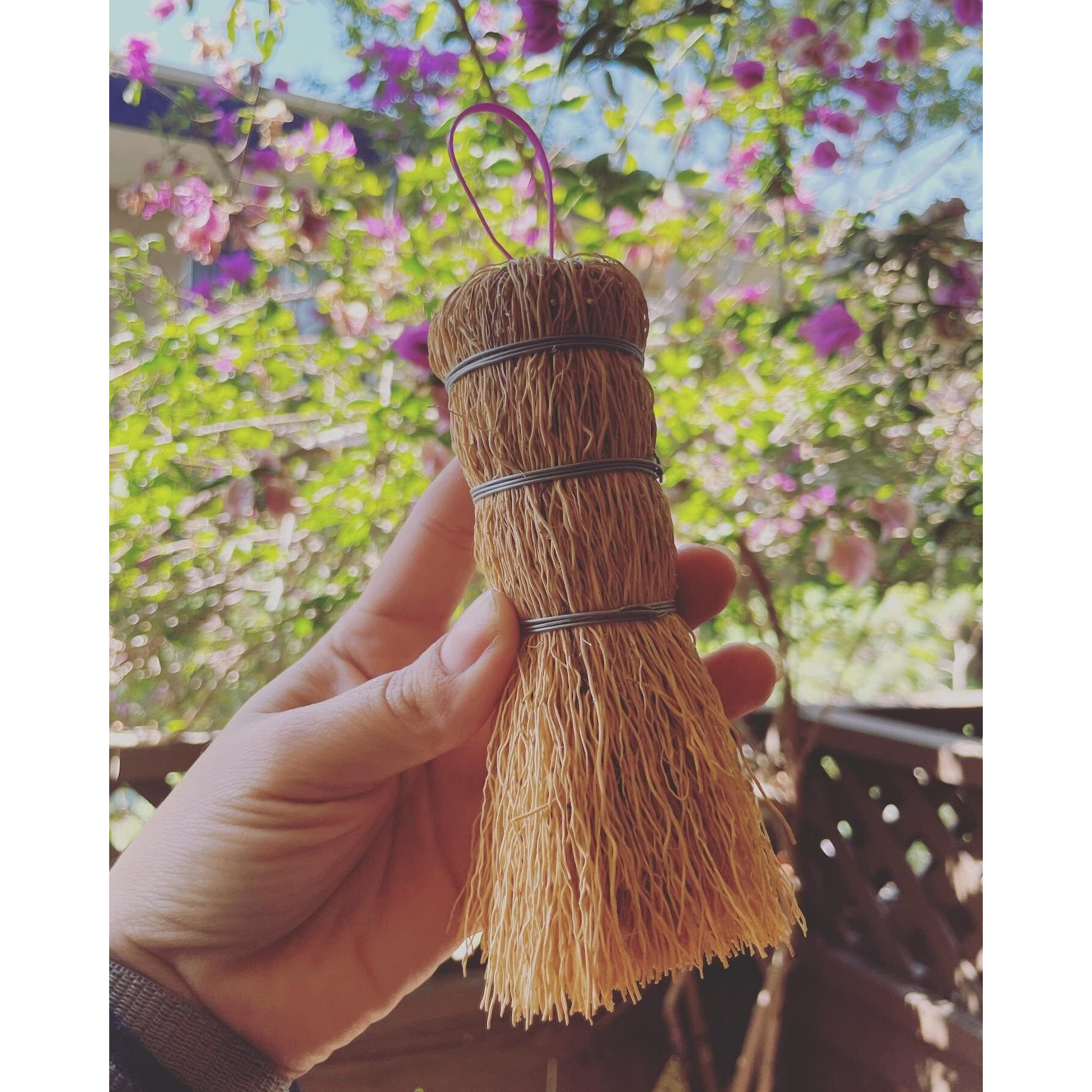 Brush Escobeta De Raiz Natural / Mexican Root Brush 5"" ( Set Of 2 )