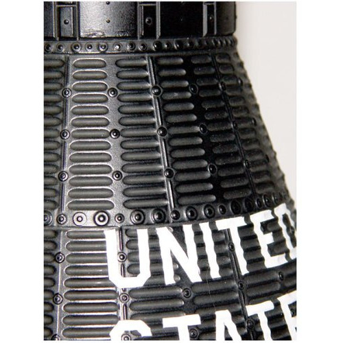 Mrc Atomic City 0062001 Mercury Capsule Plastic Model Kit  1/12 Scale  0.5 Liters  Black