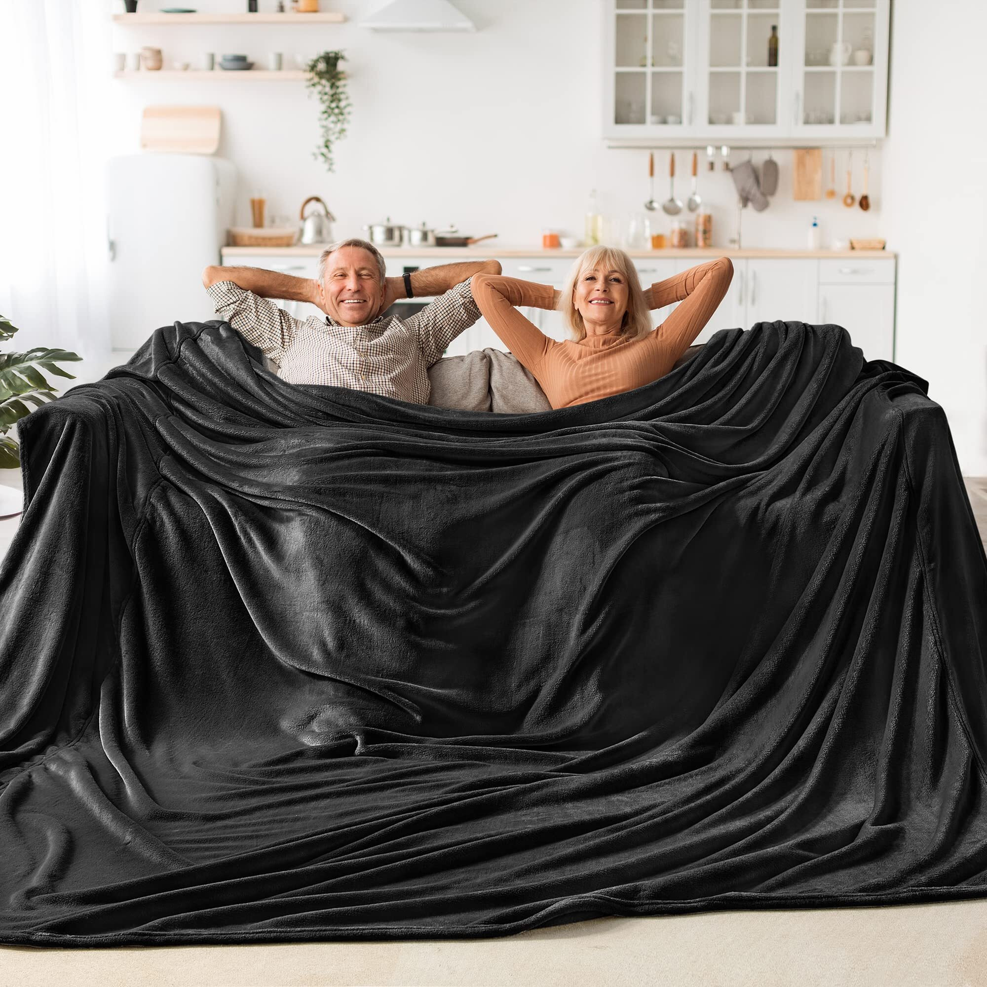 Bedelite Big Fleece Blanket 120"" X 120"" (10' X 10')  Super Soft Fluffy Fuzzy Oversized King Blanket For Bed  Couch  Sofa  Camping  Extra Large Blanket Fits Your Whole Family  Black