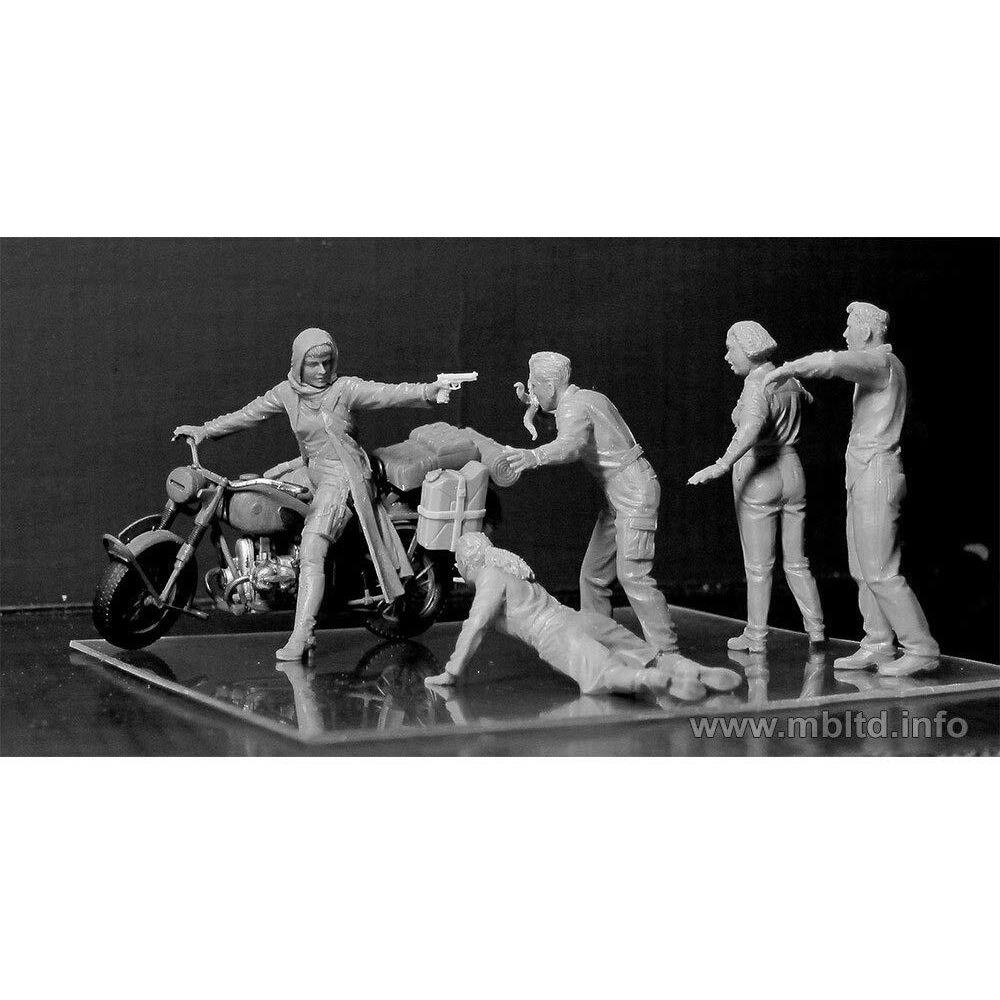 Masterbox Zombieland Zombie Hunter Road To Freedom Model Kit - 4 Zombies And Escaping Girl (1/35 Scale)