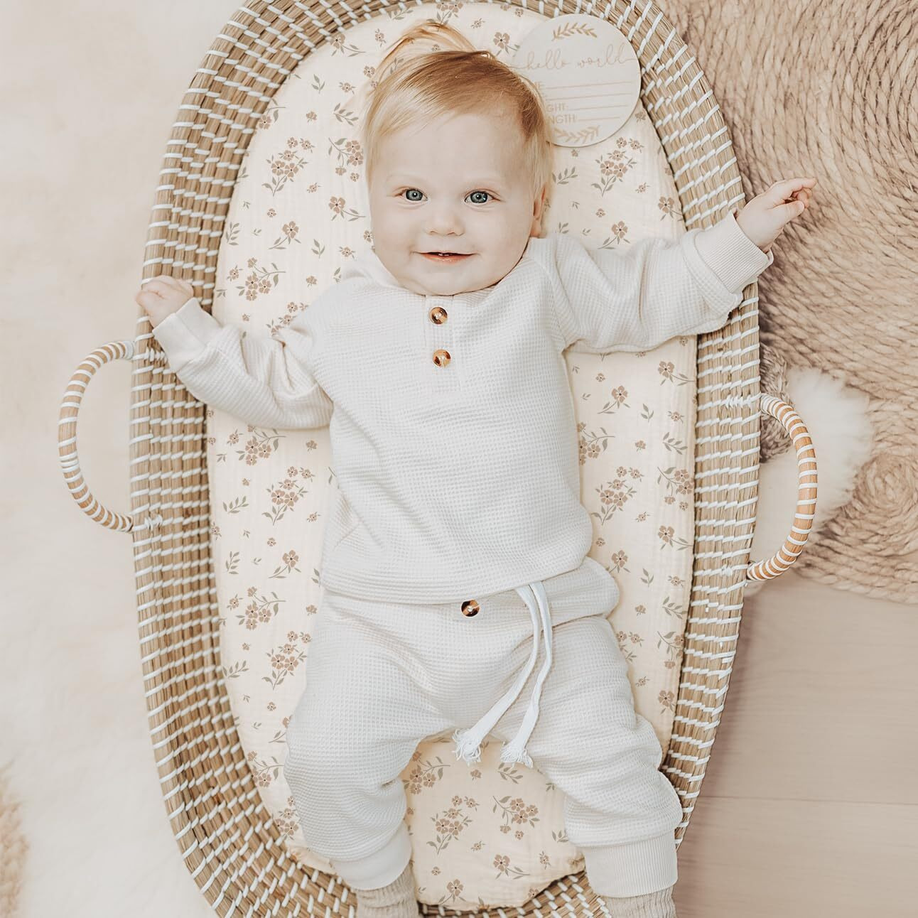 Konssy 2 Pack Muslin Fitted Bassinet Sheets For Baby Girl Boy  Soft Breathable Baby Bassinet Sheets Fit For Baby Bassinets  Cradle  Moses Basket Oval Rectangle Pad/Mattress (Blossom Cream)