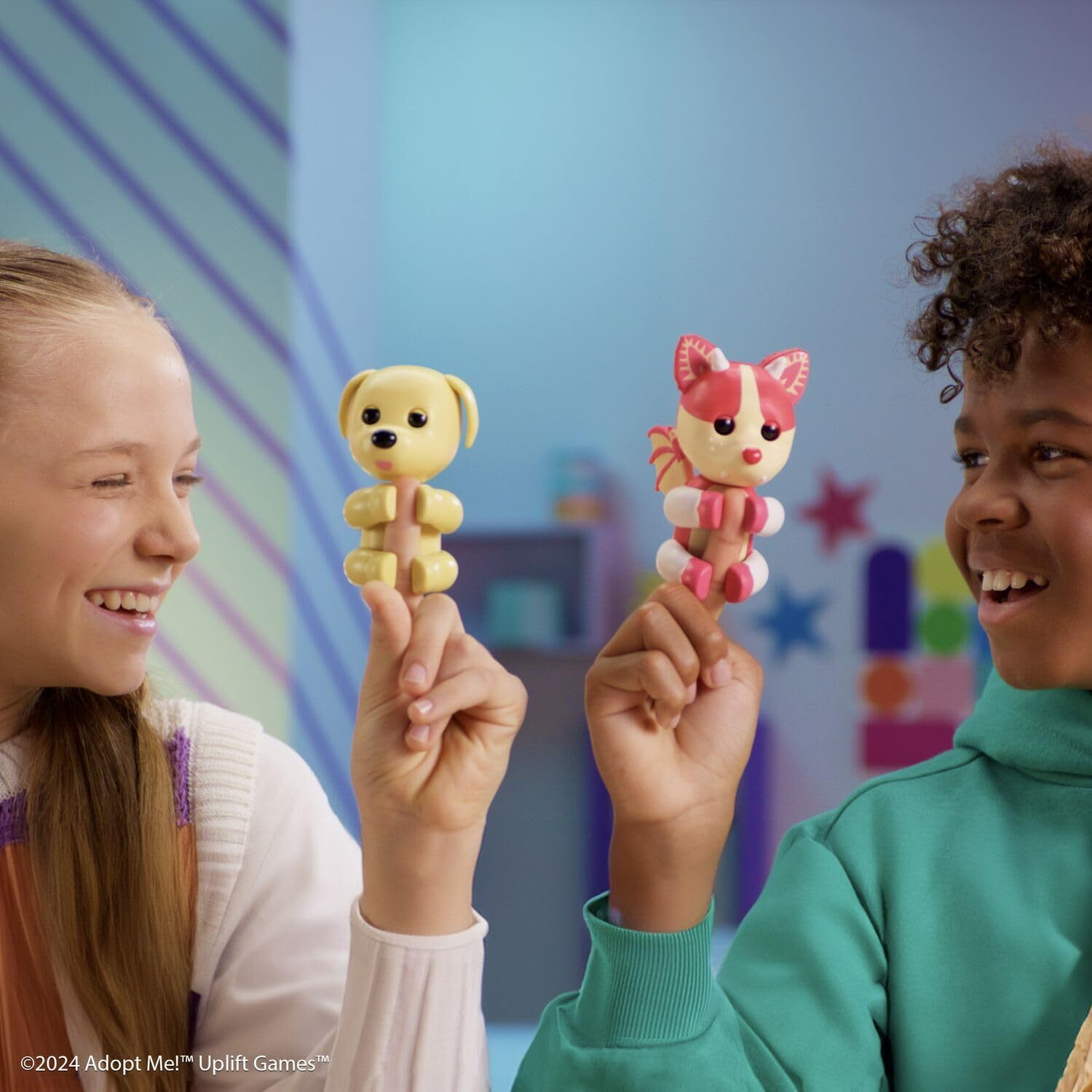 Fingerlings Adopt Me X  Adopt Me Strawberry Shortcake Bat Dragon  Legendary Interactive Pet With 40+ Sounds & Reactions (Ages 5+)