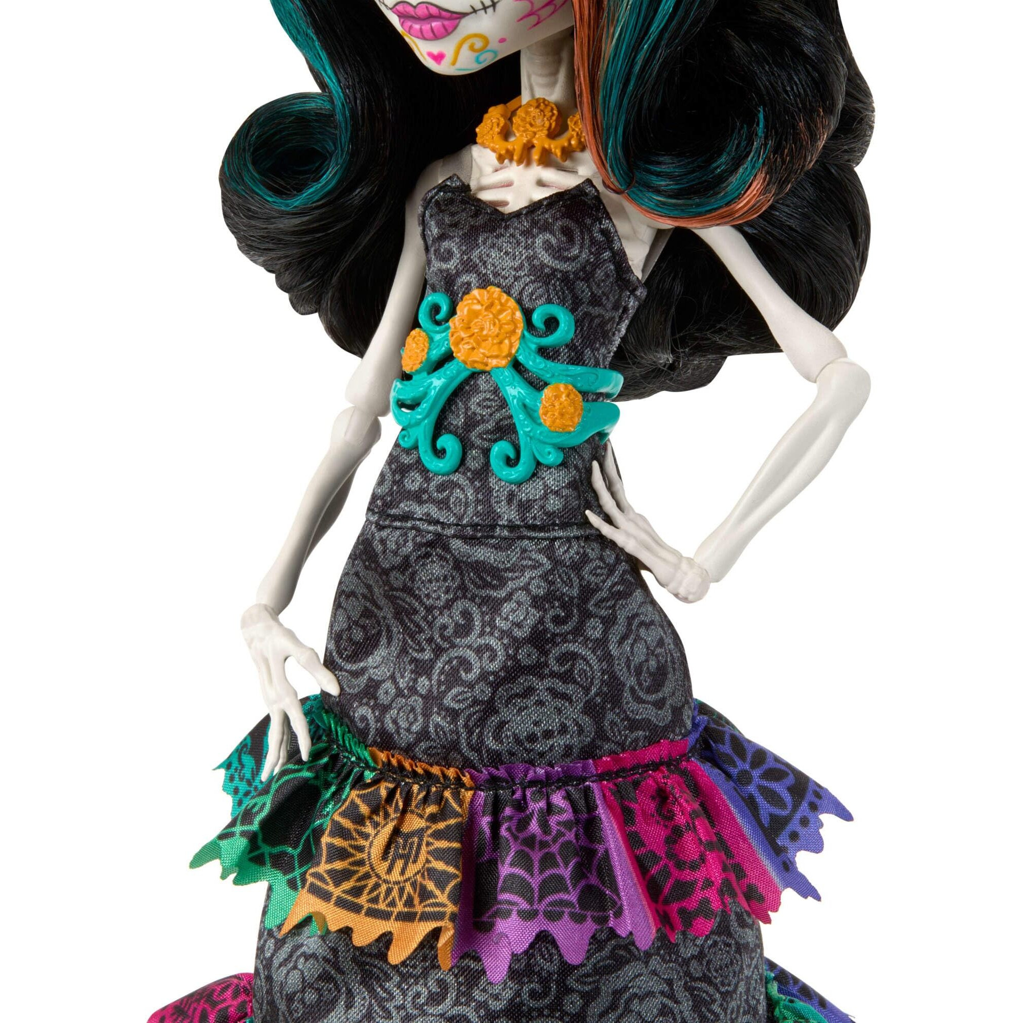 Monster High Doll  Skelita Calaveras DA De Muertos 2024 Howliday Collectible With La Catrina Hat  Papel Picado Dress  And Displayable Packaging