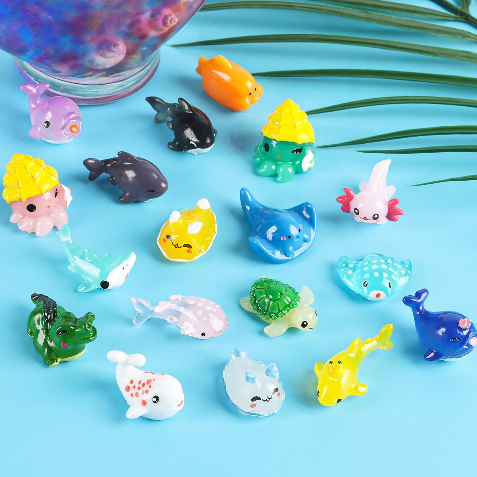 Foimas Mini Ocean Figurines 36Pcs Tiny Resin Trinkets For Kids Fish Tank Decorations Birthday Party Favor Garden Fairy Accessory