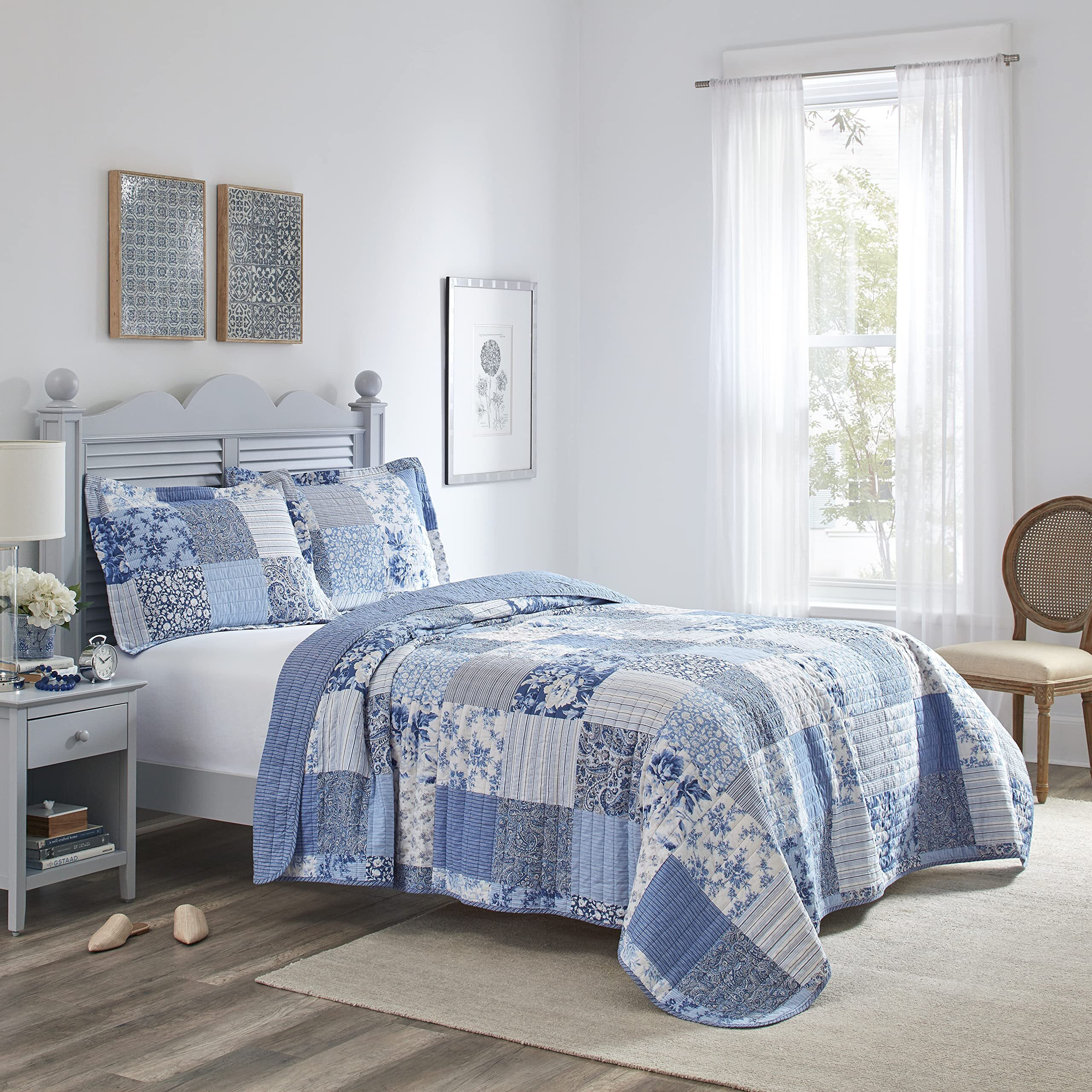 Laura Ashley - King Quilt Set  Reversible Cotton Bedding With Matching Shams  Farmhouse Inspired Home Decor (Paisley Printed Patchwork Blue  King)